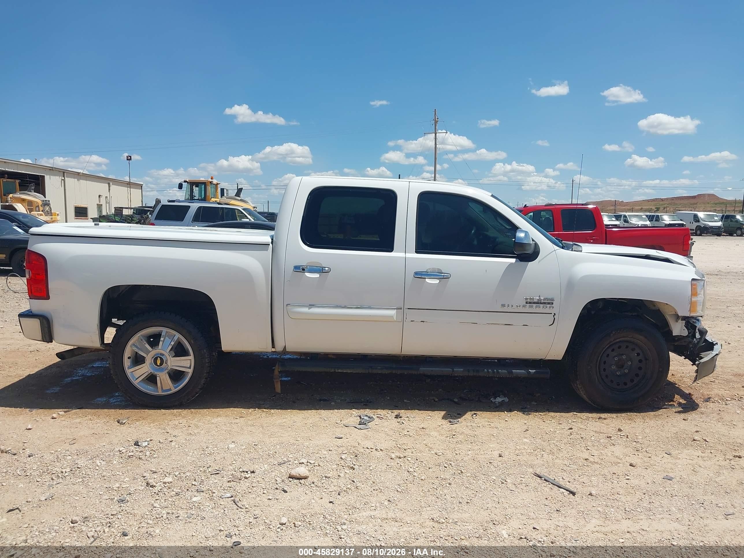 2013 Chevrolet Silverado 1500 Lt White vin: 3GCPCSE09DG246959