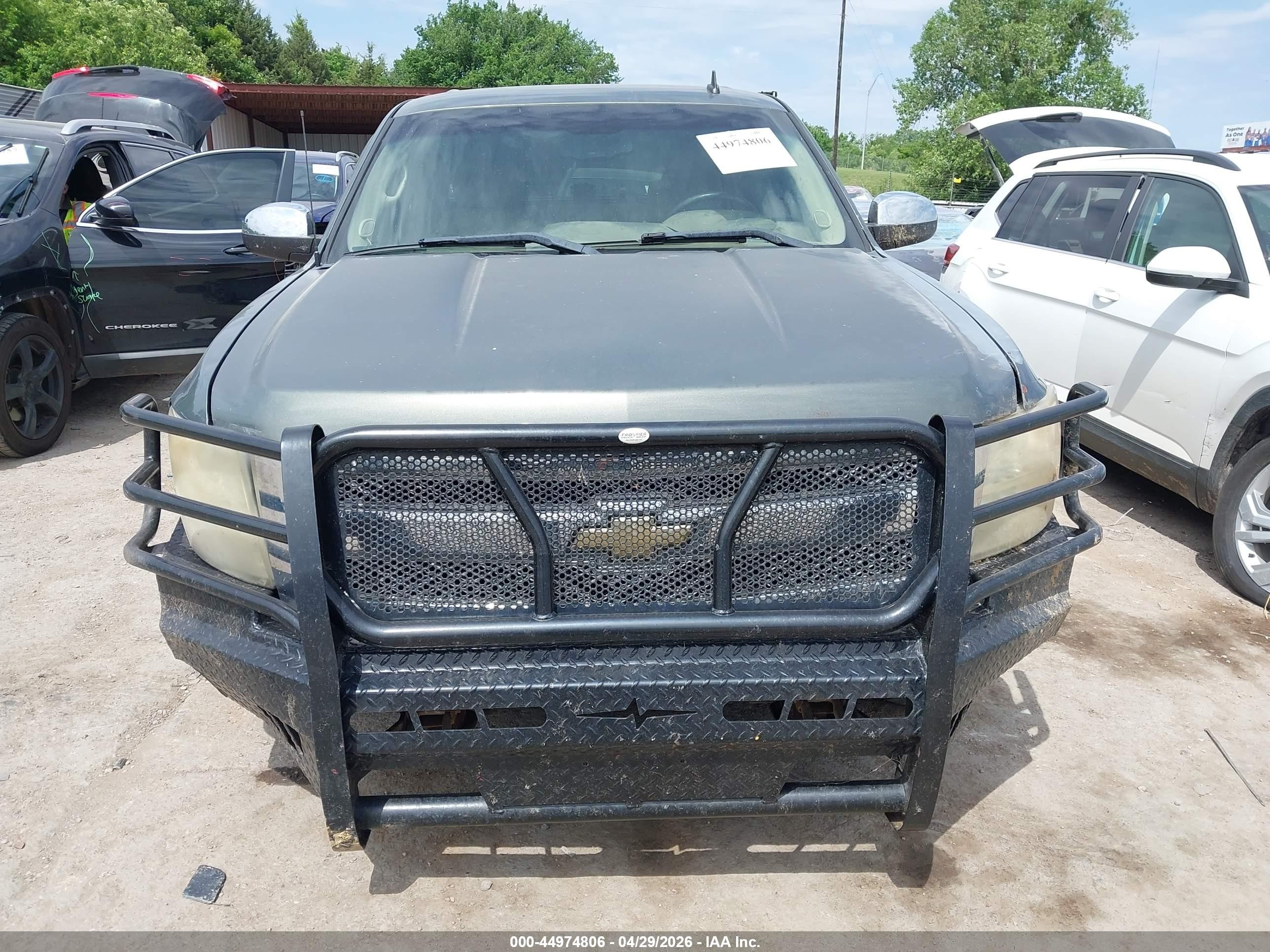 2011 Chevrolet Silverado 1500 Lt Gray vin: 3GCPCSE0XBG131011