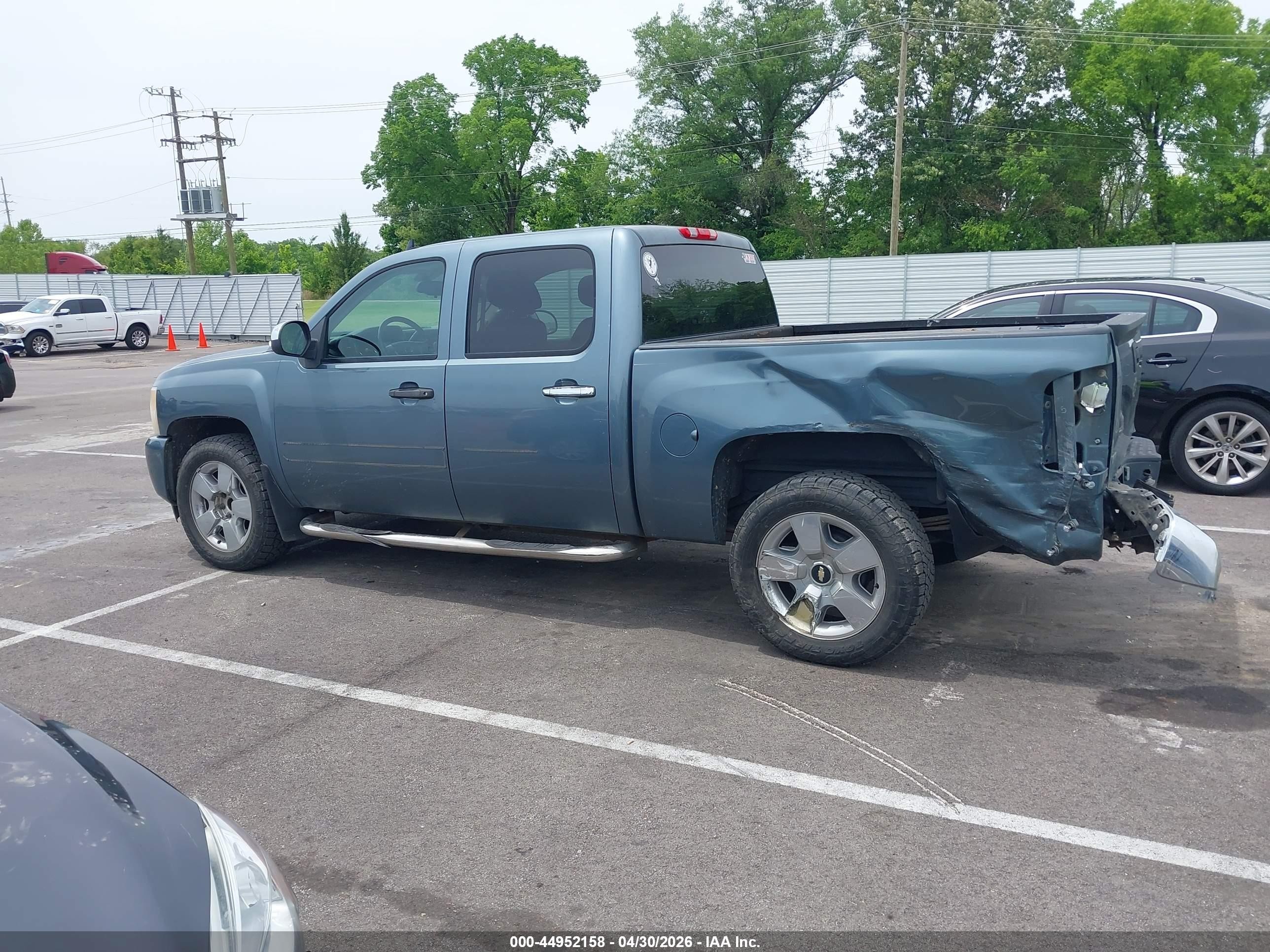2011 Chevrolet Silverado 1500 Lt Blue vin: 3GCPCSE0XBG283869