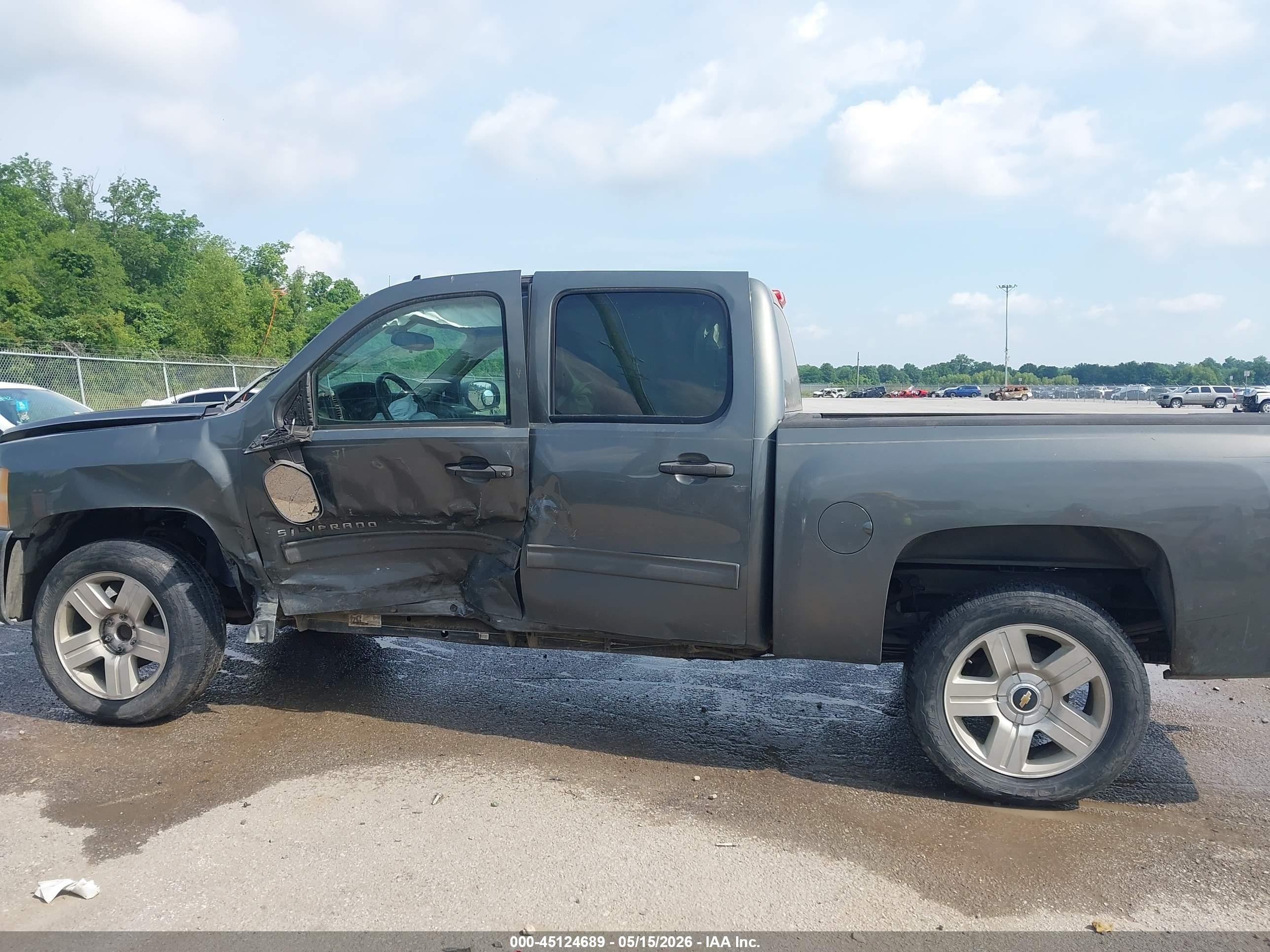 2011 Chevrolet Silverado 1500 Lt Серый vin: 3GCPCSE0XBG329846