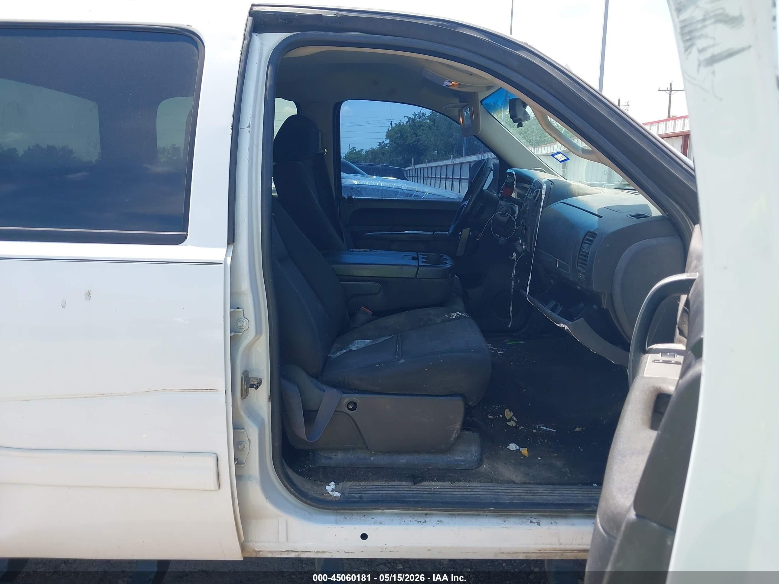 2011 Chevrolet Silverado 1500 Lt White vin: 3GCPCSE0XBG334996