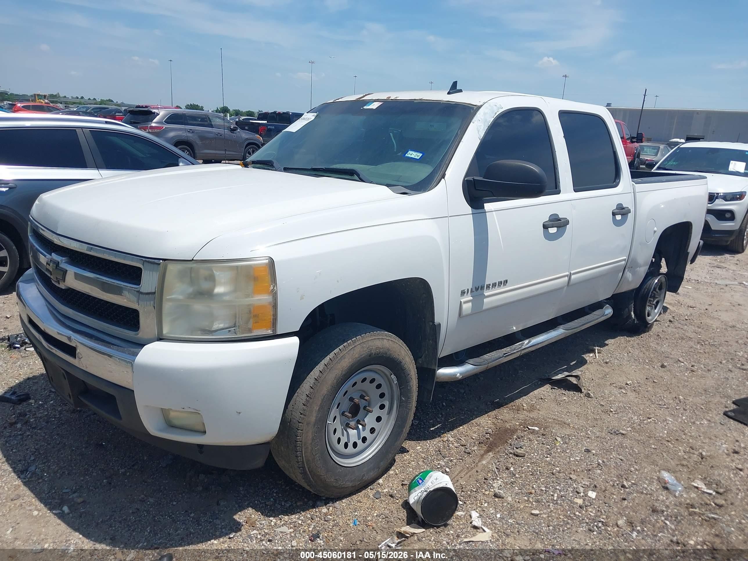 2011 Chevrolet Silverado 1500 Lt White vin: 3GCPCSE0XBG334996