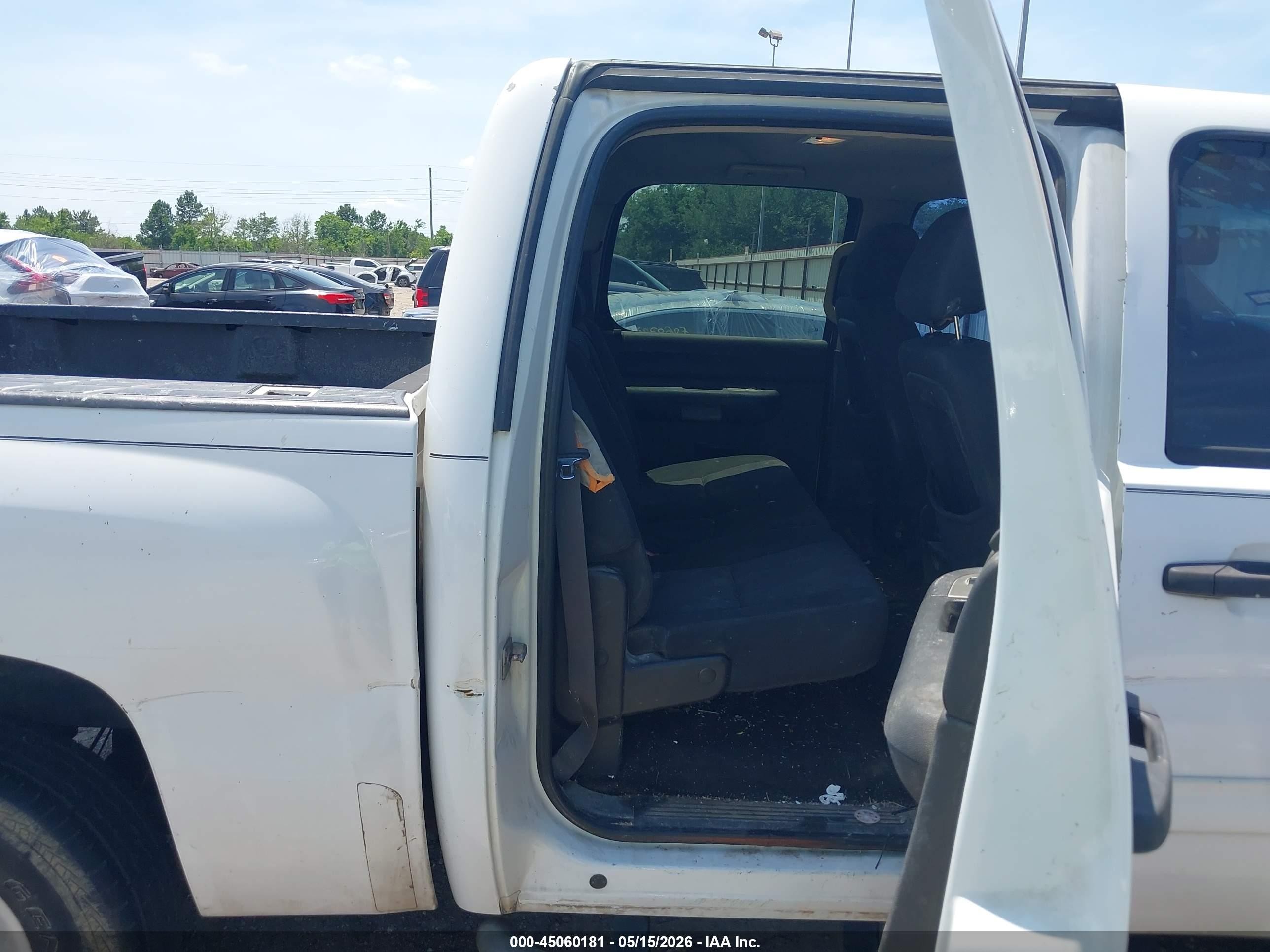 2011 Chevrolet Silverado 1500 Lt White vin: 3GCPCSE0XBG334996