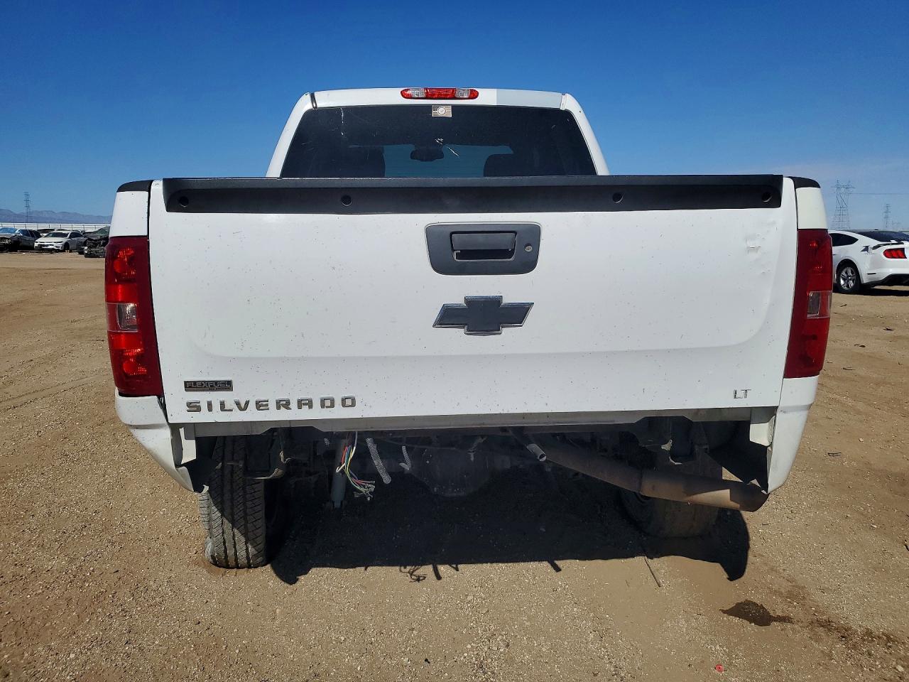 2011 Chevrolet Silverado C1500 Lt Белый vin: 3GCPCSE0XBG393935