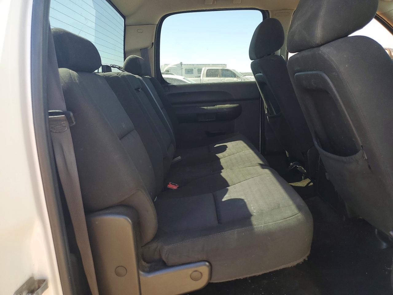 2011 Chevrolet Silverado C1500 Lt Белый vin: 3GCPCSE0XBG393935