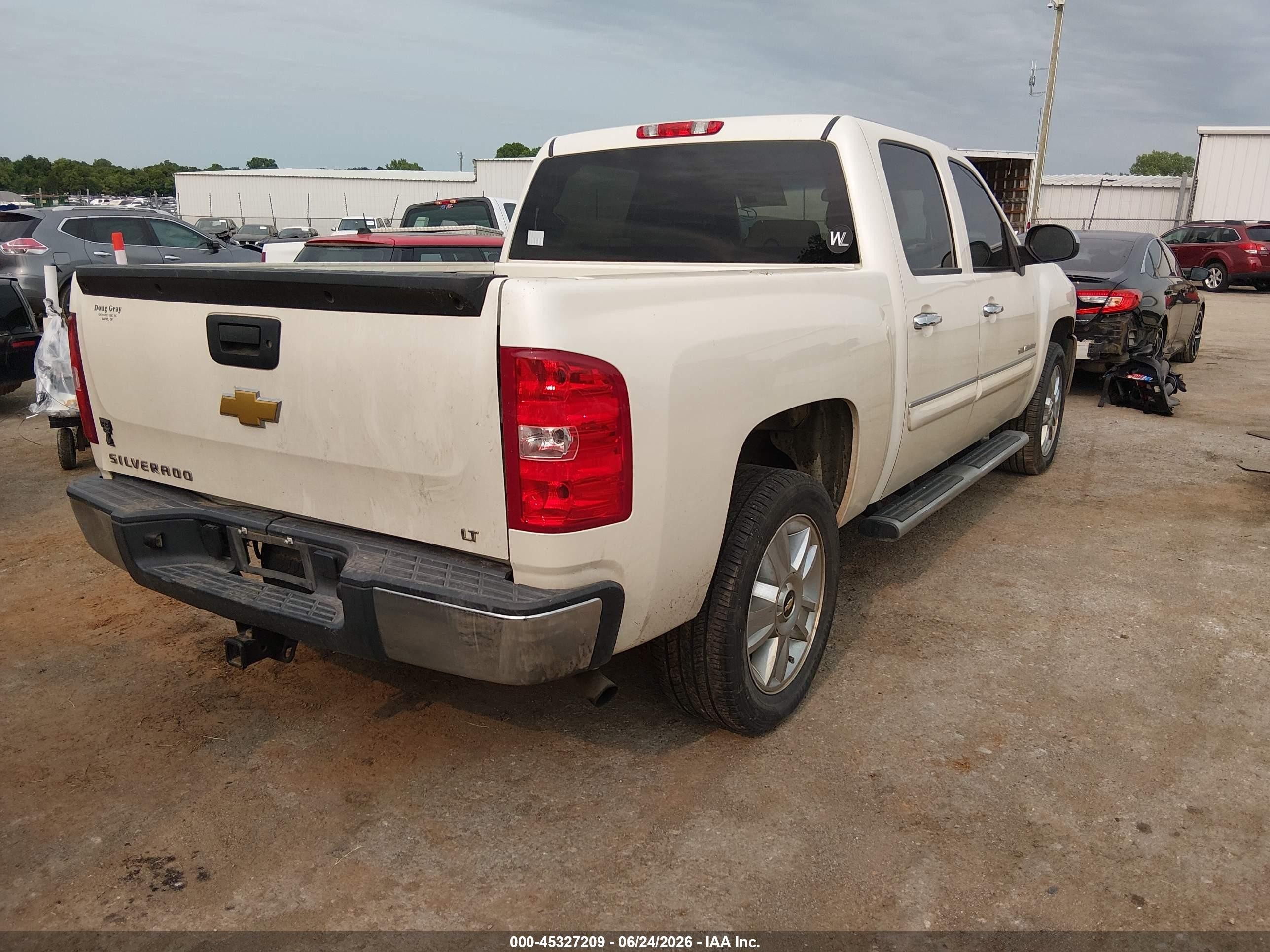 2013 Chevrolet Silverado 1500 Lt White vin: 3GCPCSE0XDG323905