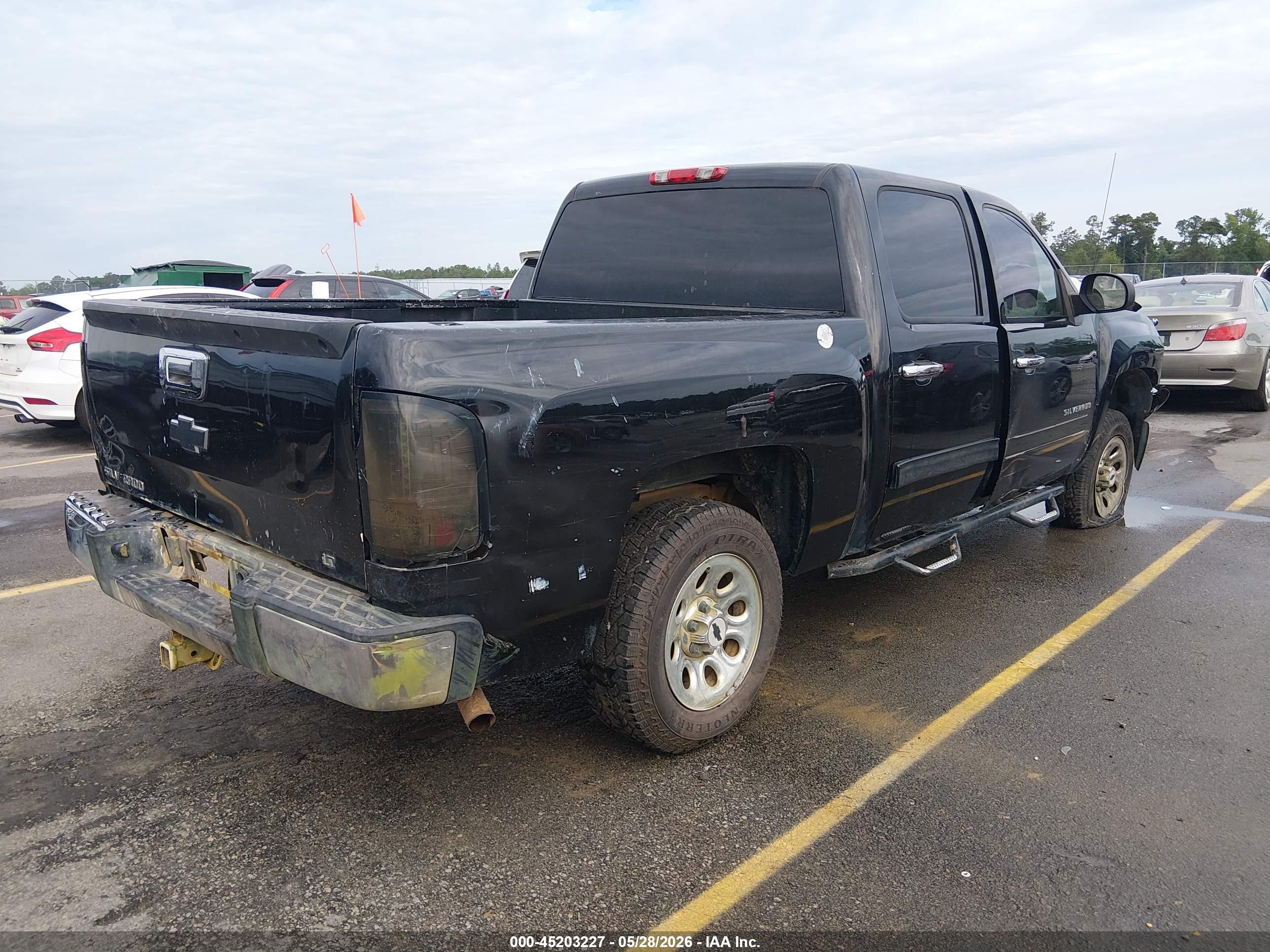 2011 Chevrolet Silverado 1500 Lt Черный vin: 3GCPCSEA0BG156864