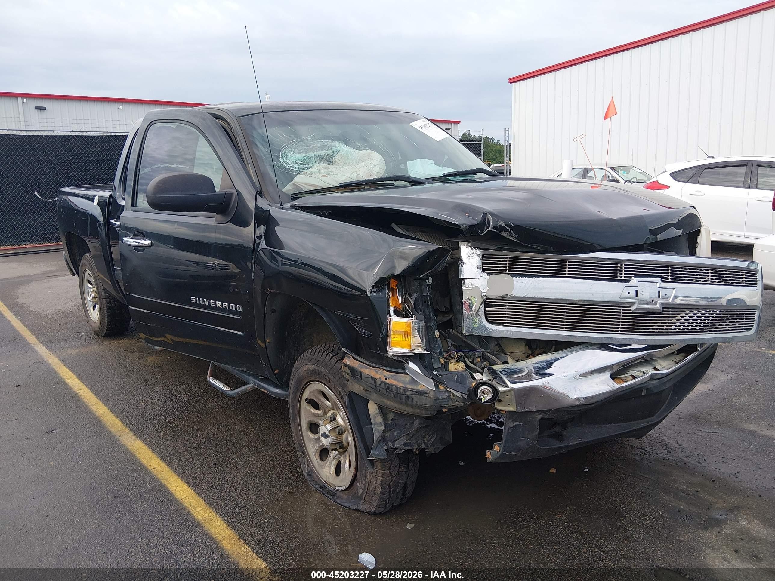 2011 Chevrolet Silverado 1500 Lt Черный vin: 3GCPCSEA0BG156864