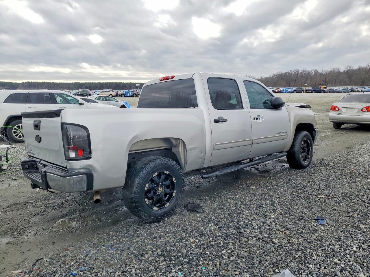 2013 Chevrolet Silverado C1500 Lt Silver vin: 3GCPCSEA0DG113306