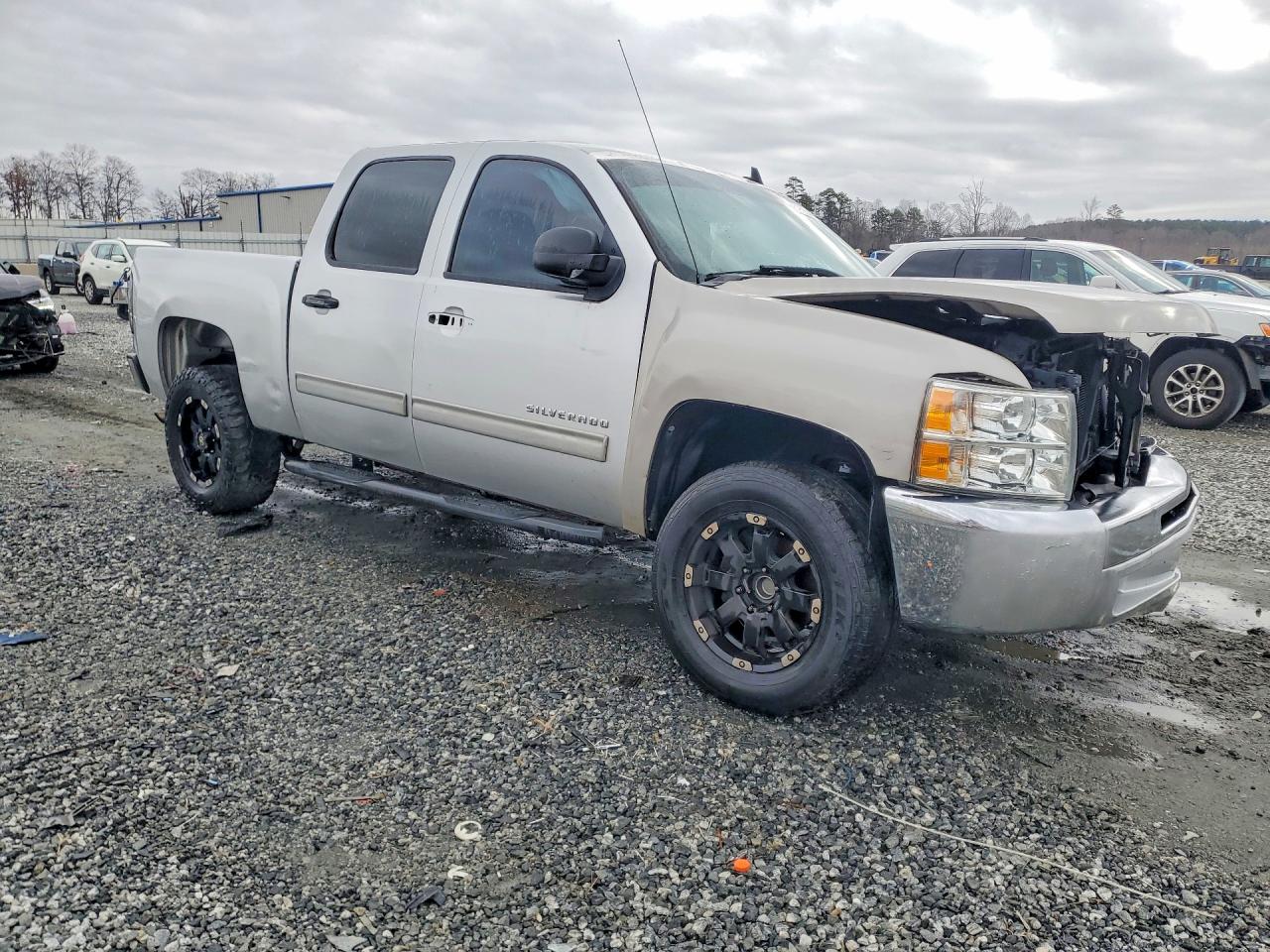 2013 Chevrolet Silverado C1500 Lt Silver vin: 3GCPCSEA0DG113306