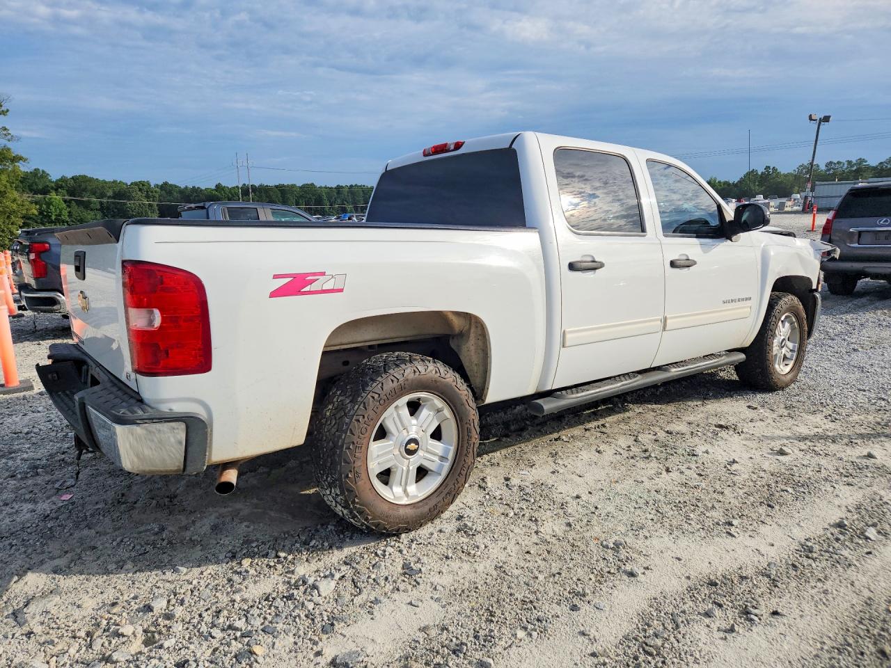2013 Chevrolet Silverado C1500 Lt White vin: 3GCPCSEA0DG180780