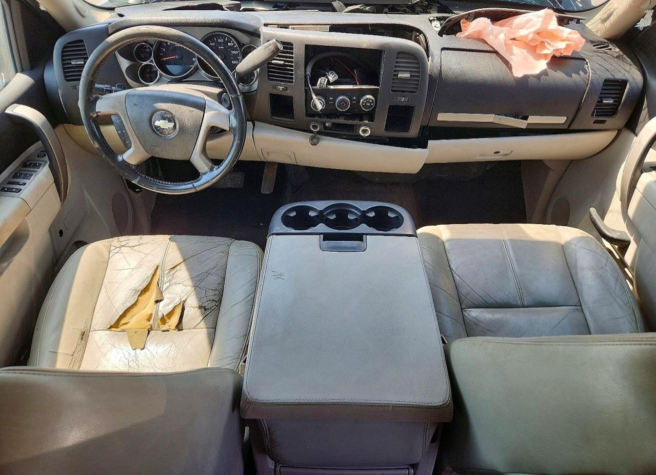 2011 Chevrolet Silverado C1500 Lt Silver vin: 3GCPCSEA3BG143400
