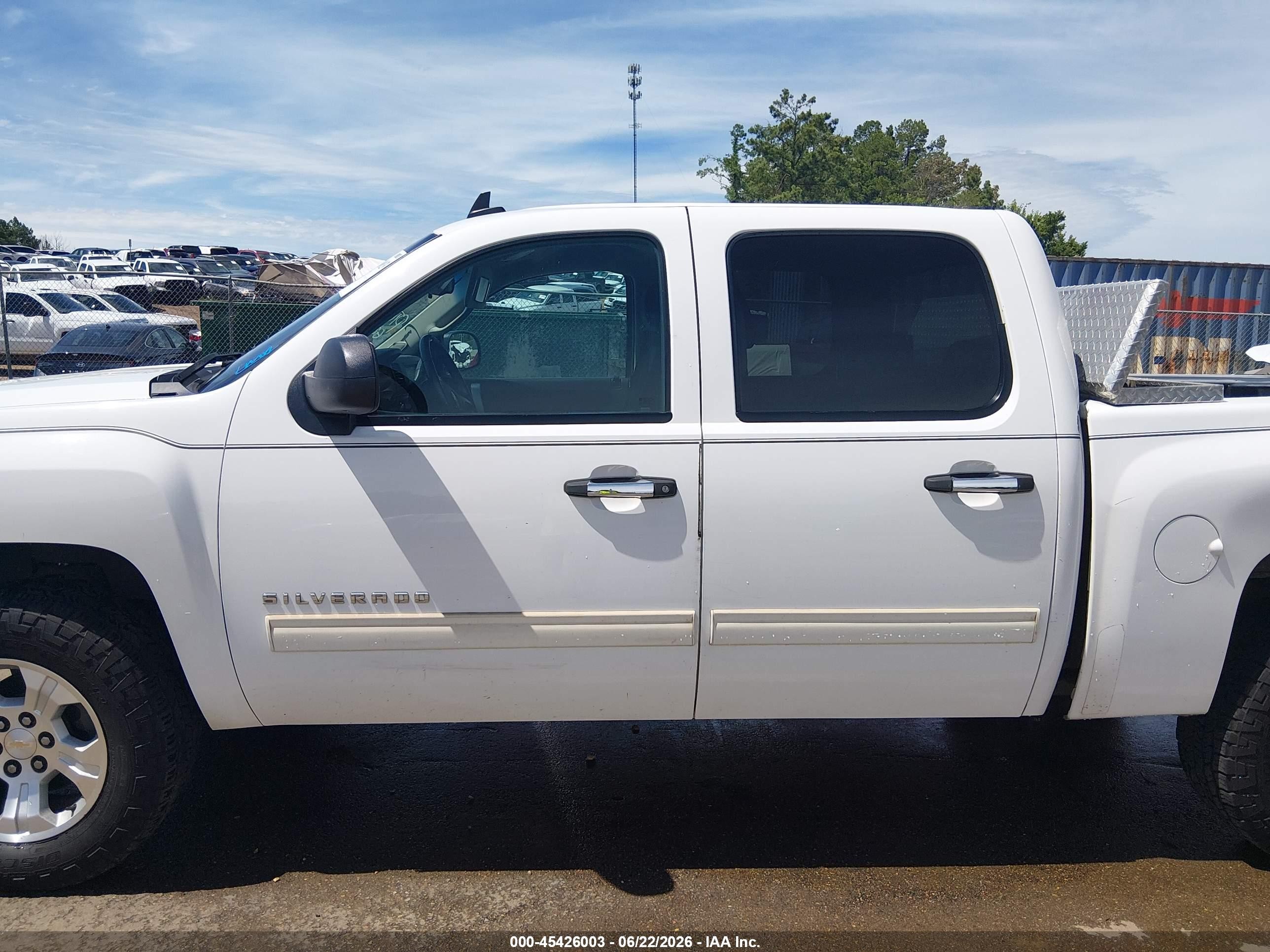 2012 Chevrolet Silverado 1500 Lt White vin: 3GCPCSEA3CG161073