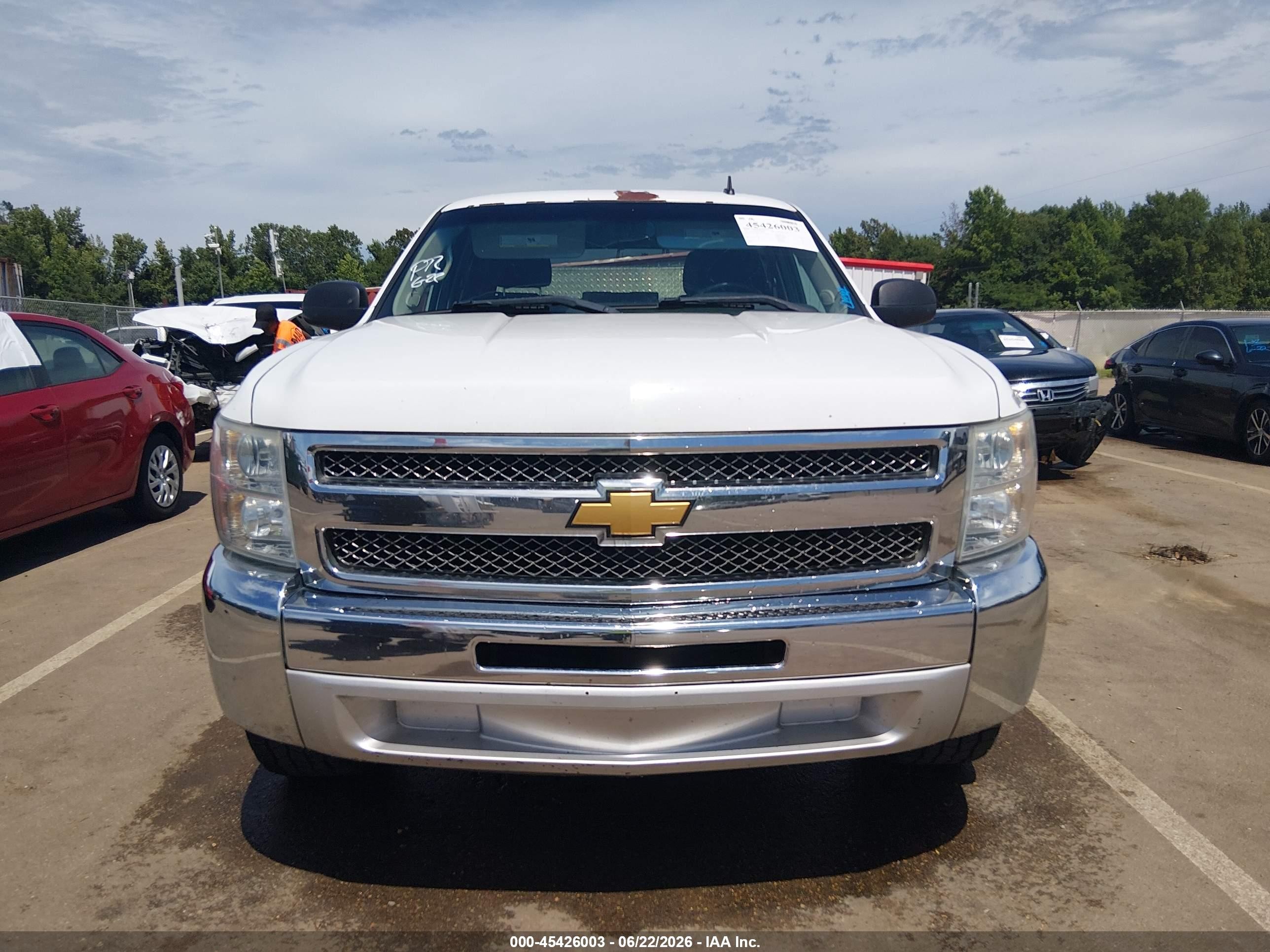 2012 Chevrolet Silverado 1500 Lt White vin: 3GCPCSEA3CG161073