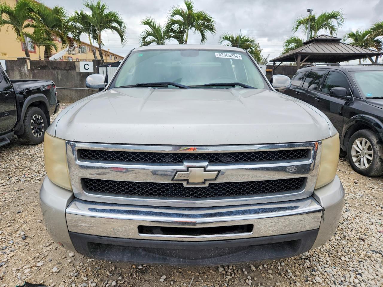 2011 Chevrolet Silverado C1500 Lt Silver vin: 3GCPCSEA4BG152655