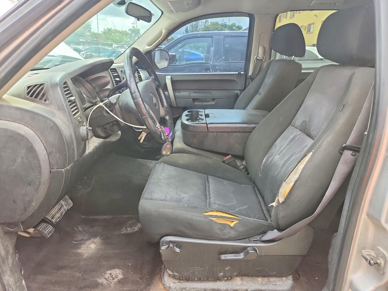 2011 Chevrolet Silverado C1500 Lt Silver vin: 3GCPCSEA4BG152655