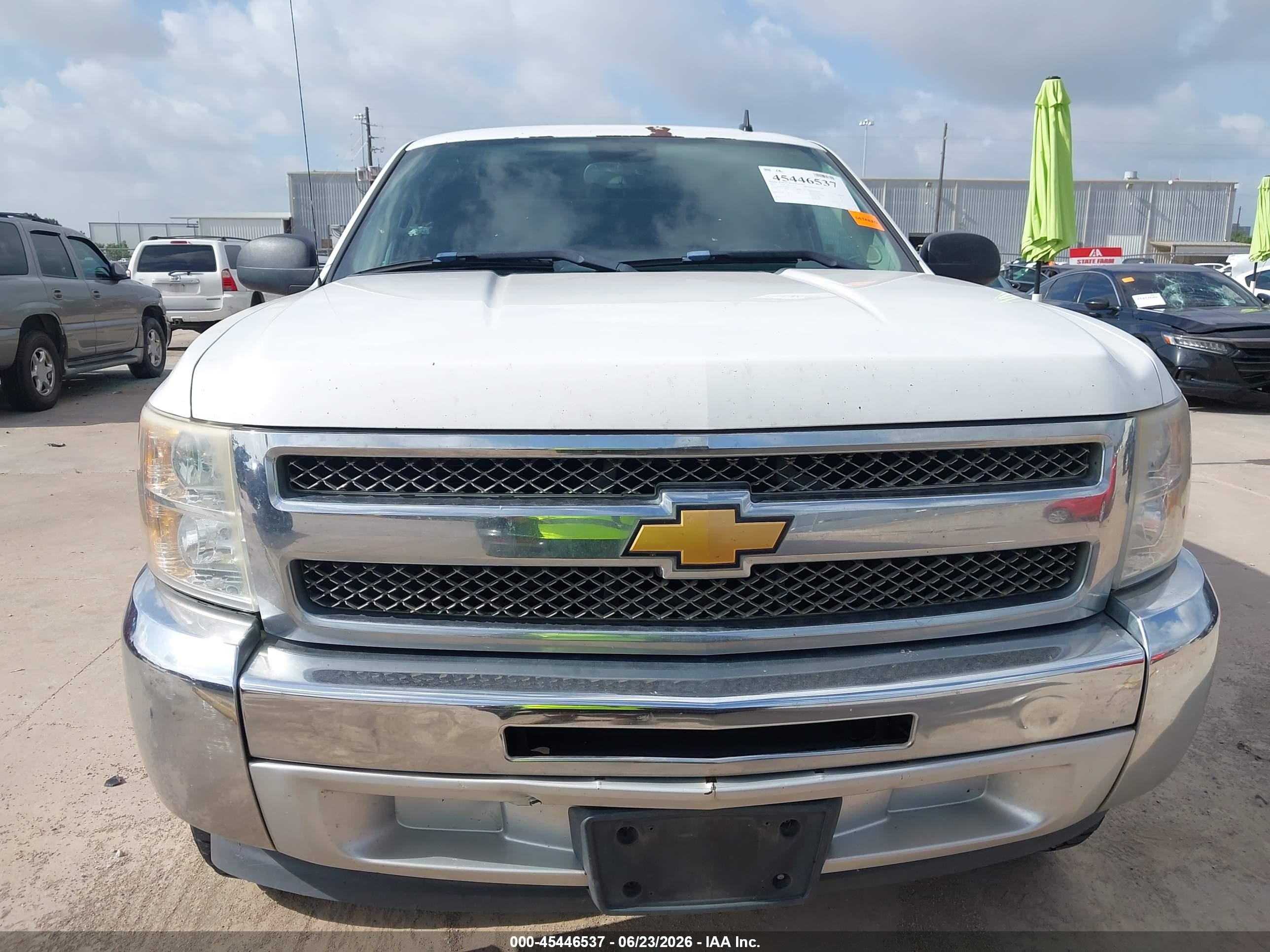 2013 Chevrolet Silverado 1500 Lt White vin: 3GCPCSEAXDG292390