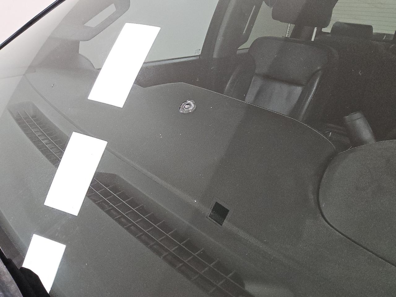 2018 Chevrolet Silverado C1500 Ltz Black vin: 3GCPCSEC1JG238330 Damage: Windshield, Cracked, 1 To 2 Inches