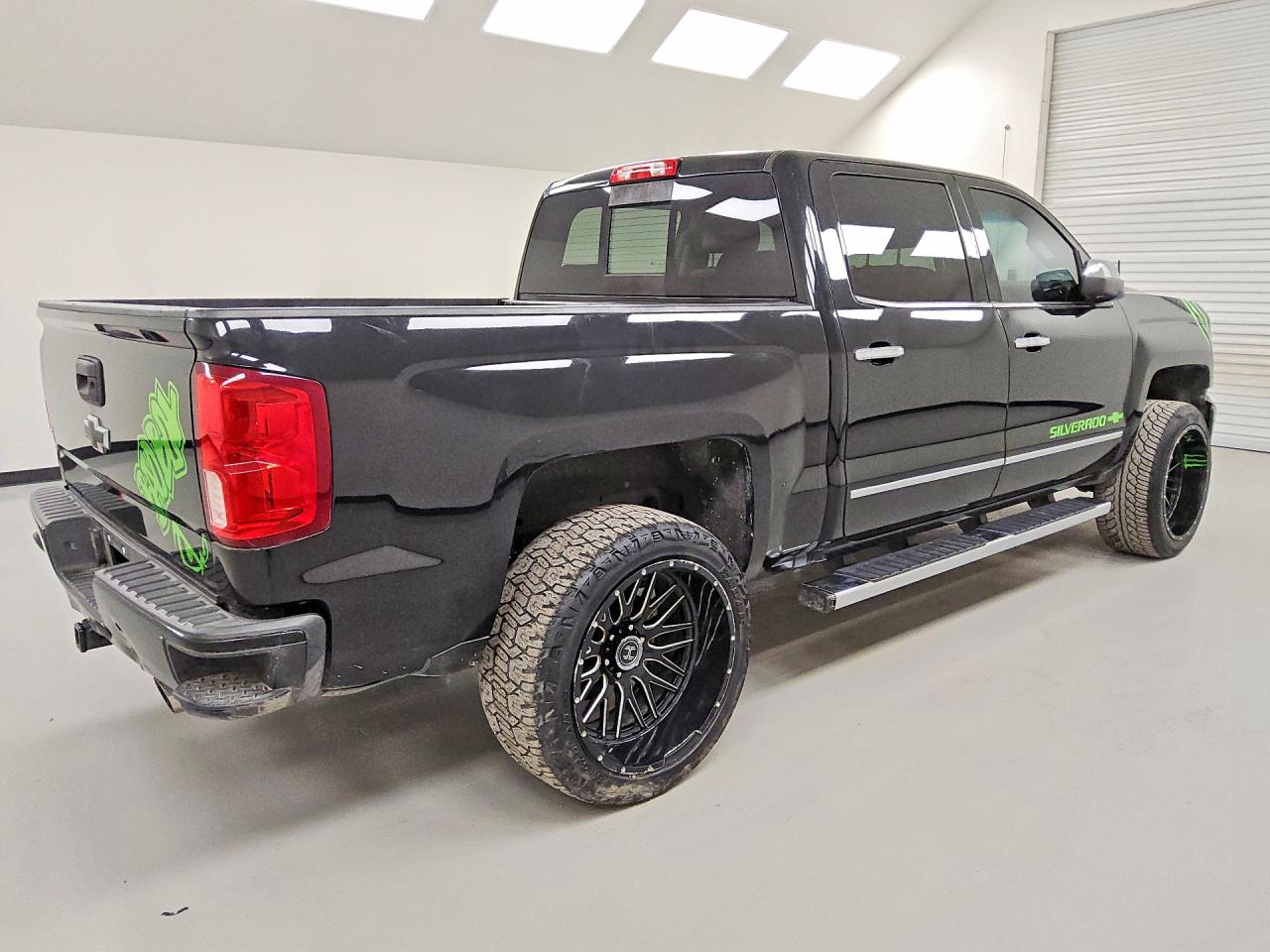 2018 Chevrolet Silverado C1500 Ltz Black vin: 3GCPCSEC1JG238330