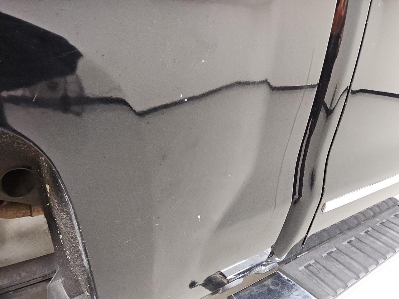 2018 Chevrolet Silverado C1500 Ltz Black vin: 3GCPCSEC1JG238330 Damage: Right Bed Side, Chipped, 2