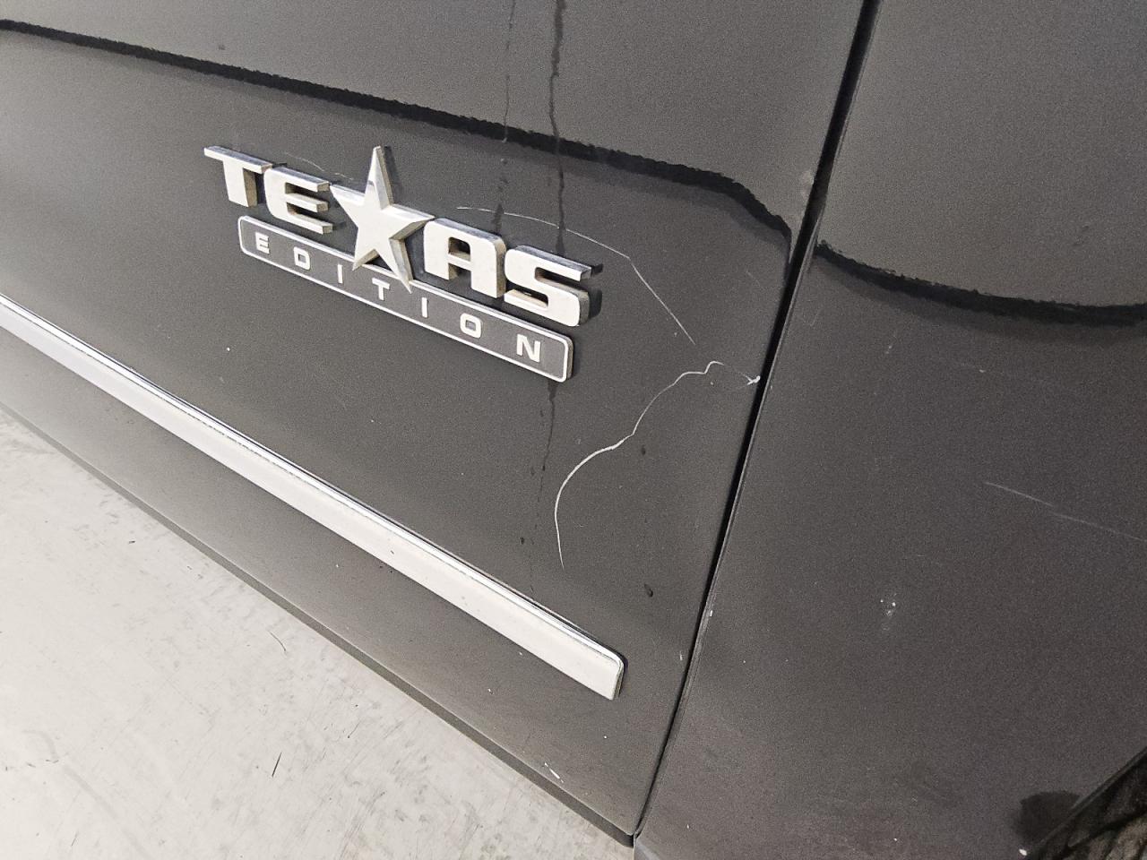 2015 Chevrolet Silverado C1500 Ltz Black vin: 3GCPCSEC8FG435647 Damage: Right Front Door, Heavy Scratch, 4 To 5 Inches