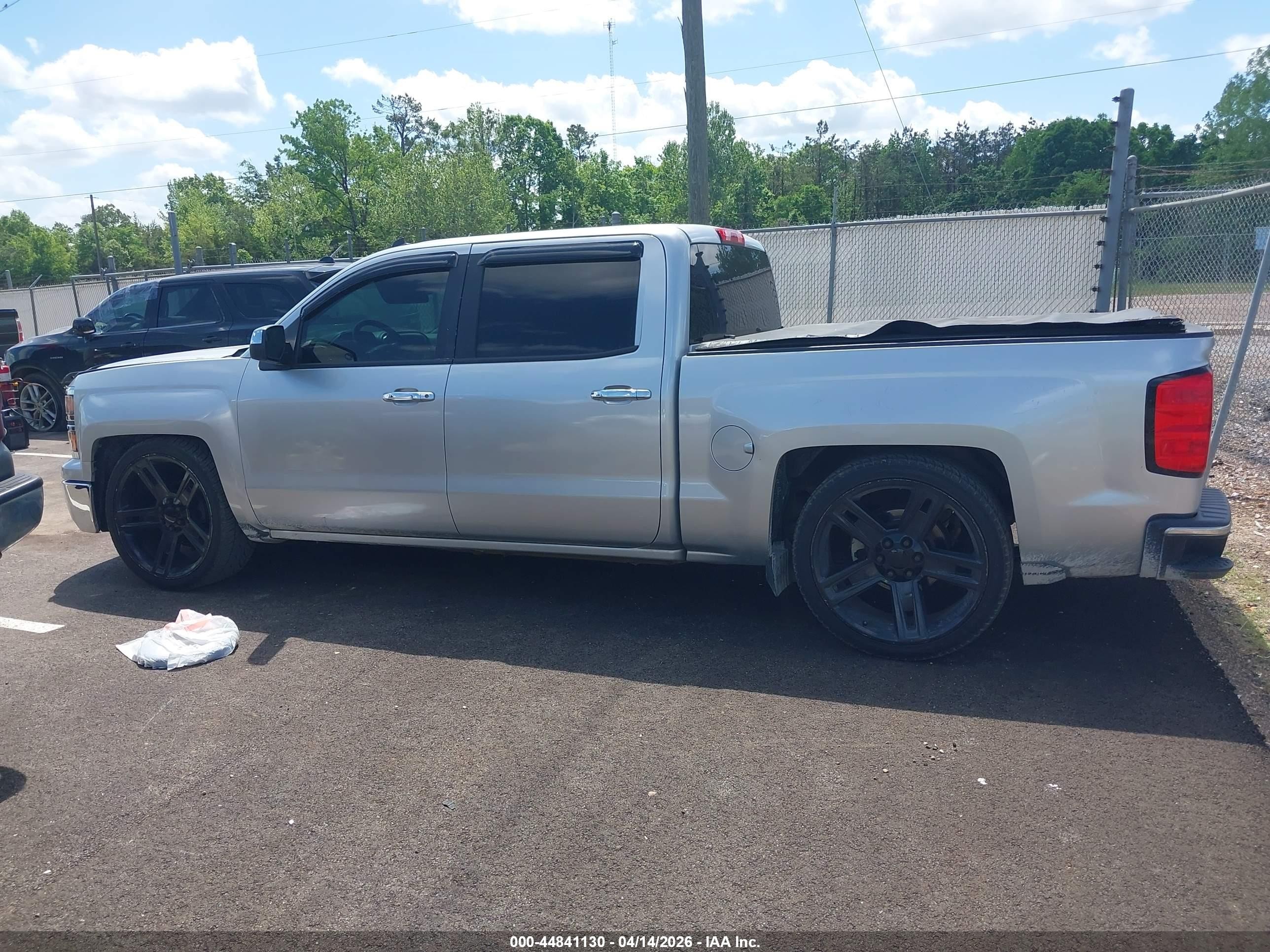 2014 Chevrolet Silverado 1500 1lz Silver vin: 3GCPCSEJXEG330475