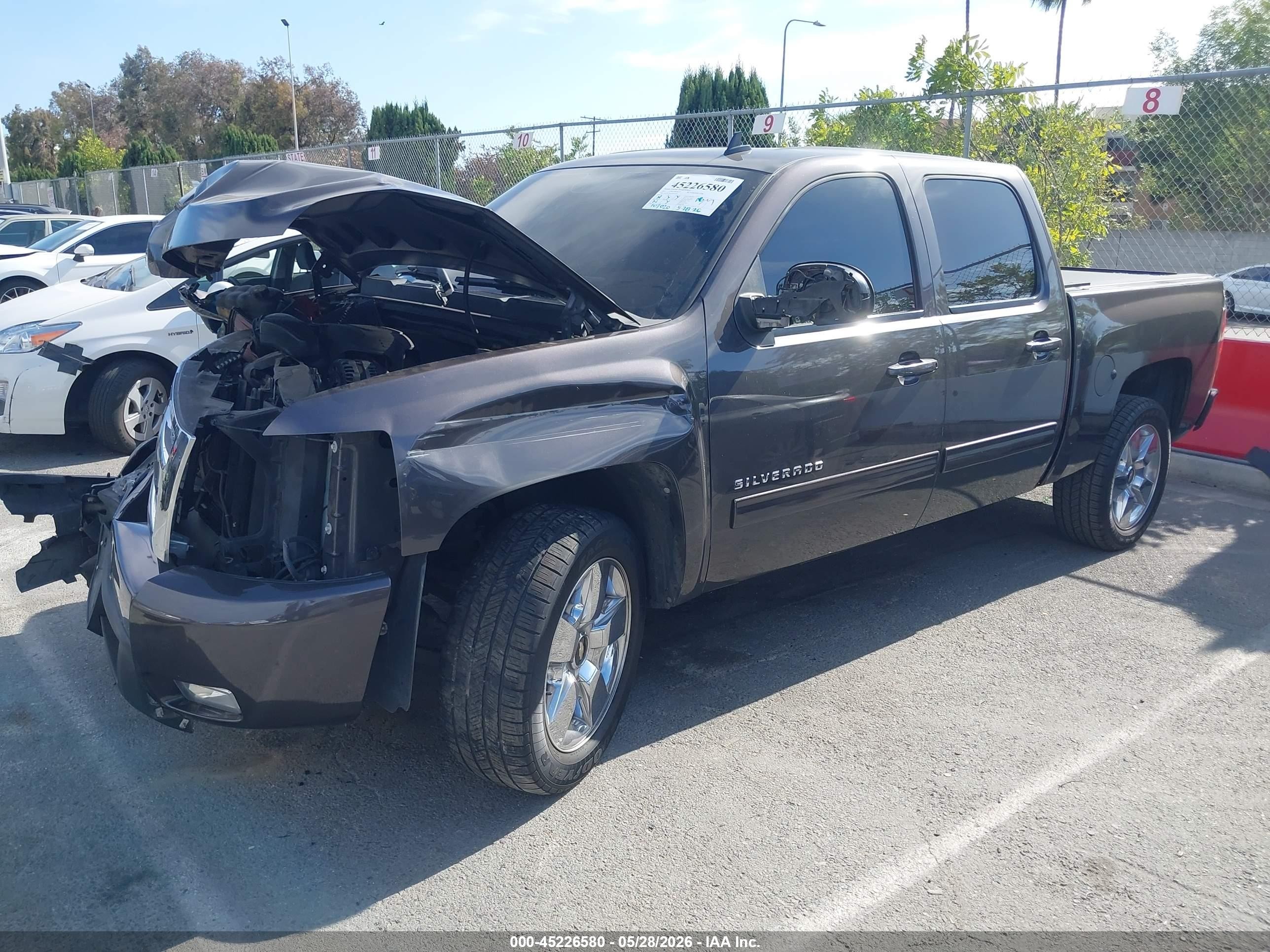 2011 Chevrolet Silverado 1500 Ltz Gray vin: 3GCPCTE02BG267607
