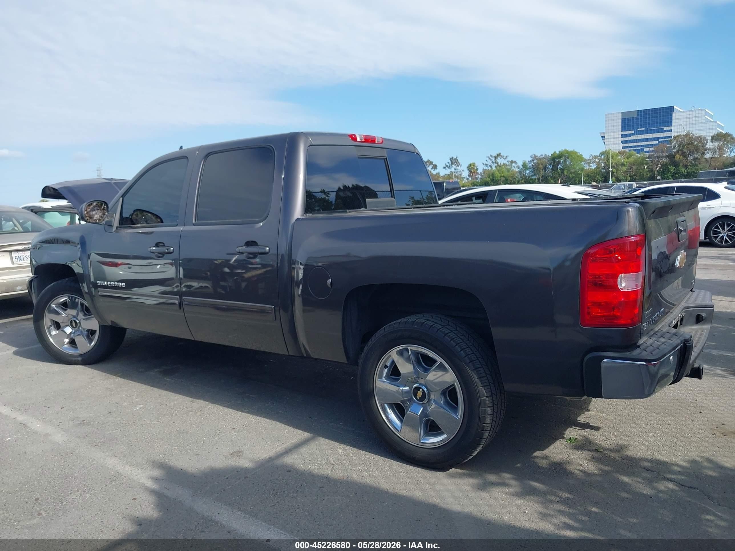 2011 Chevrolet Silverado 1500 Ltz Gray vin: 3GCPCTE02BG267607