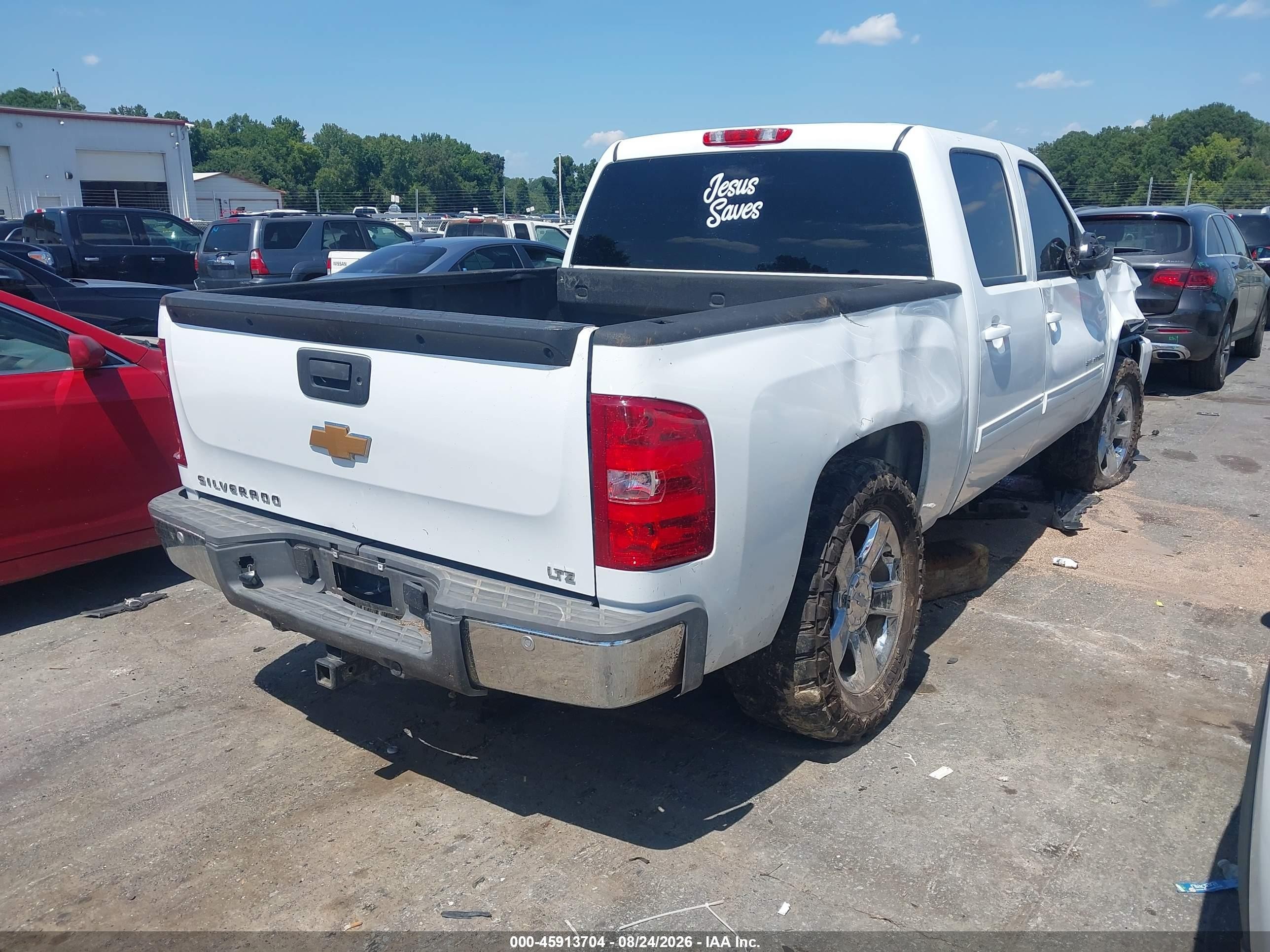 2013 Chevrolet Silverado 1500 Ltz White vin: 3GCPCTE03DG108629
