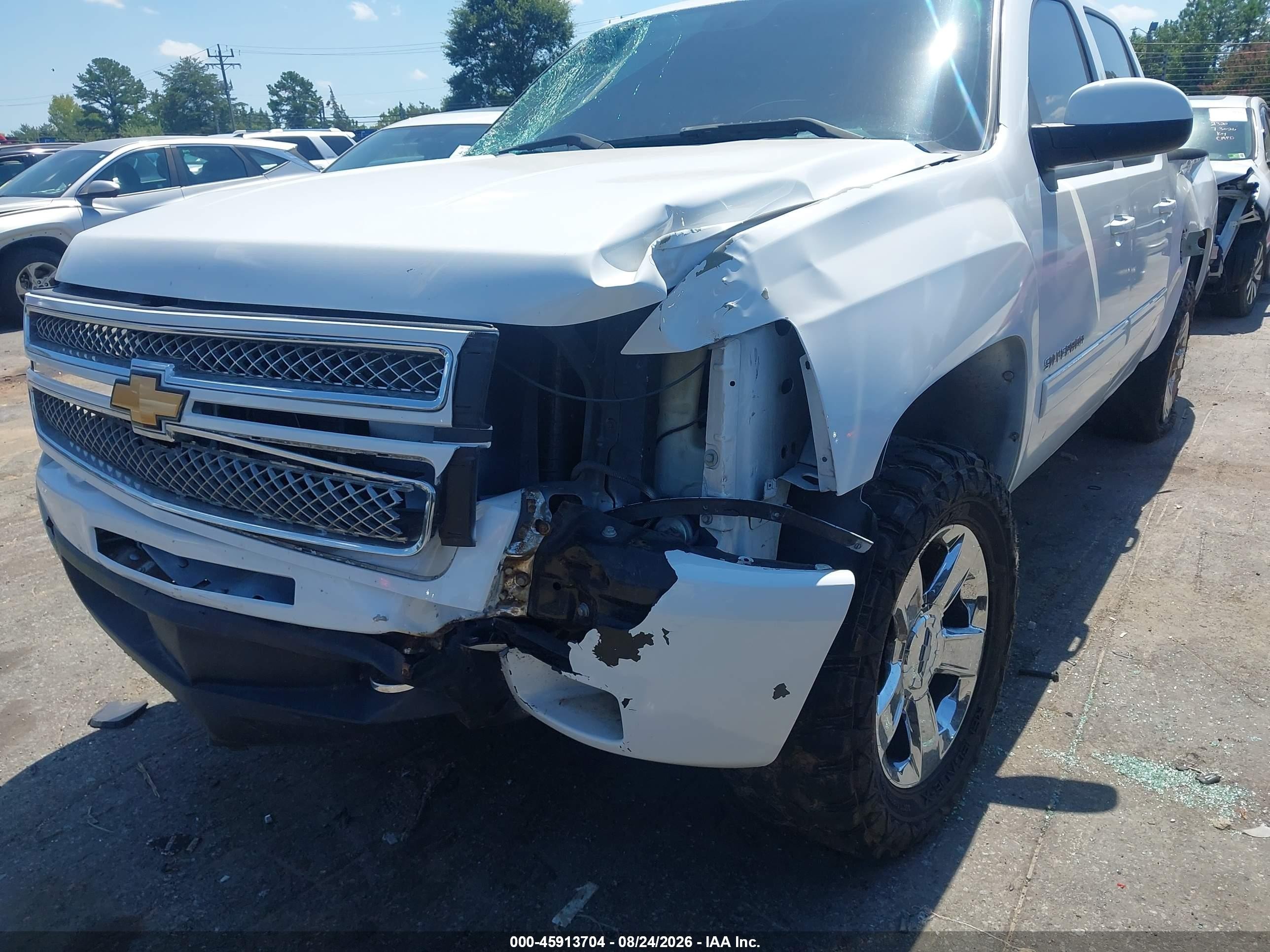 2013 Chevrolet Silverado 1500 Ltz White vin: 3GCPCTE03DG108629