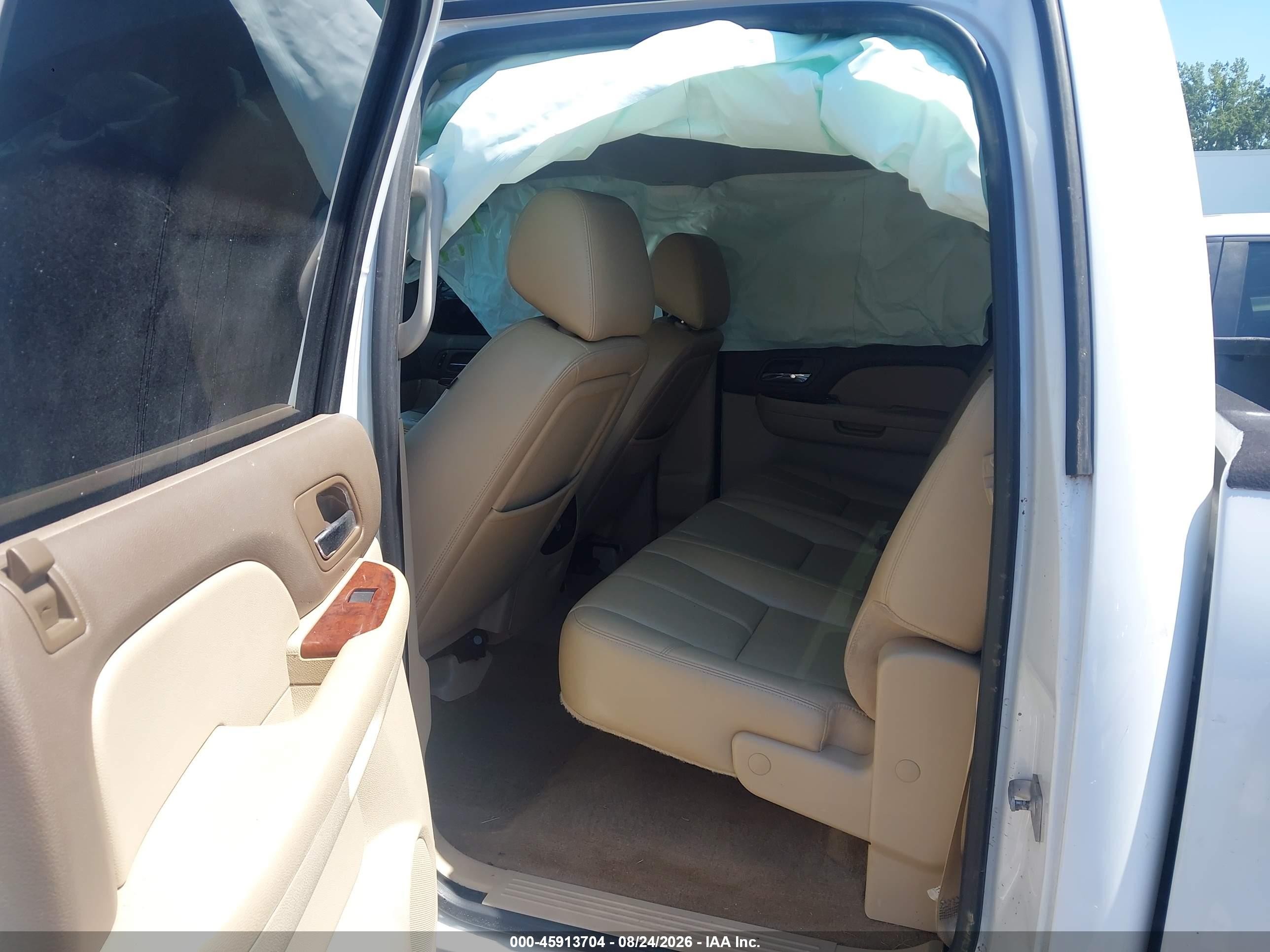 2013 Chevrolet Silverado 1500 Ltz White vin: 3GCPCTE03DG108629