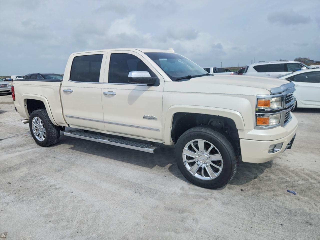 2015 Chevrolet Silverado C1500 High Country White vin: 3GCPCTEC7FG123793