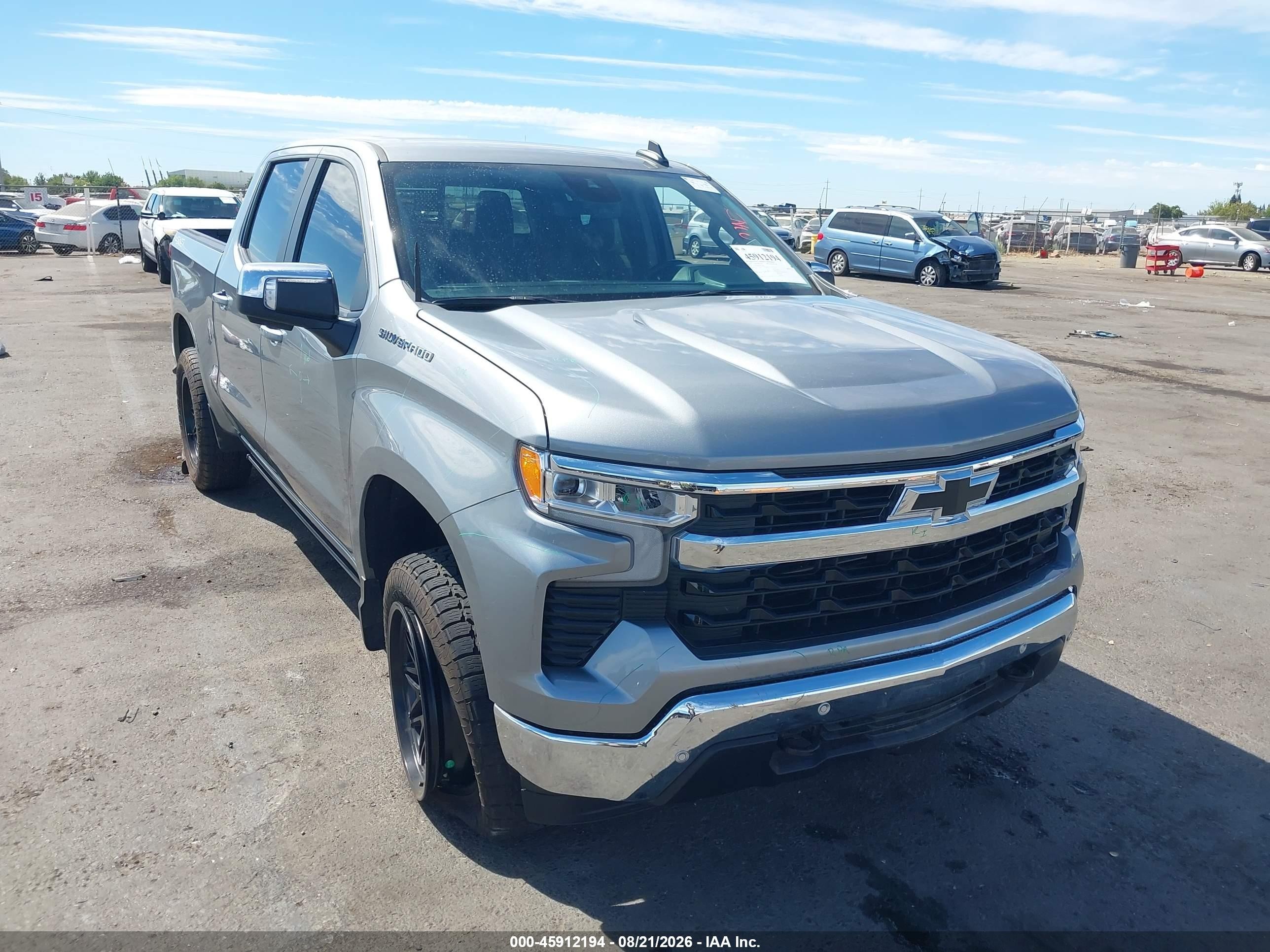 2024 Chevrolet Silverado 1500 4wd  Short Bed Lt Gray vin: 3GCPDDEKXRG255039
