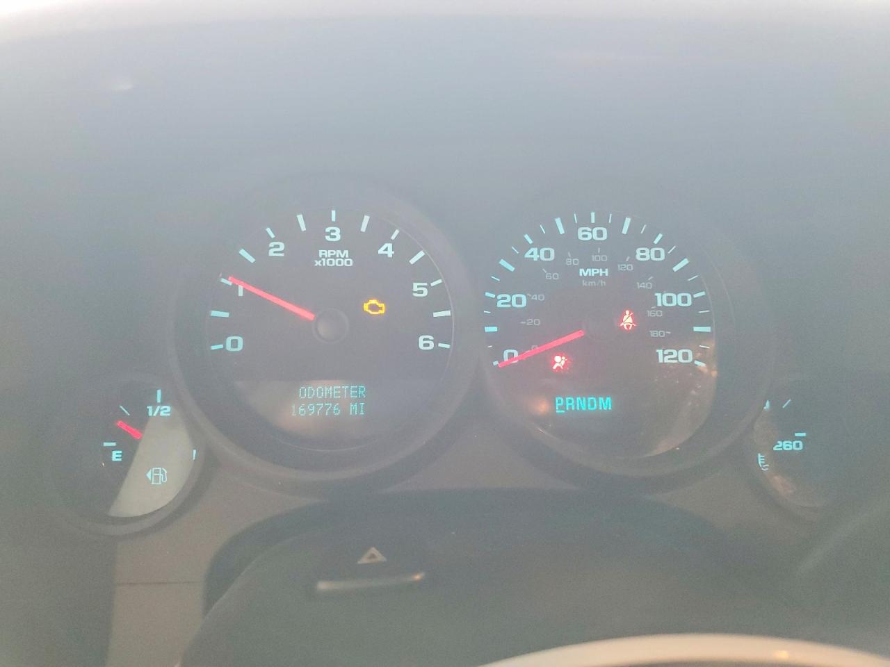 2011 Chevrolet Silverado K1500 White vin: 3GCPKPE34BG368054