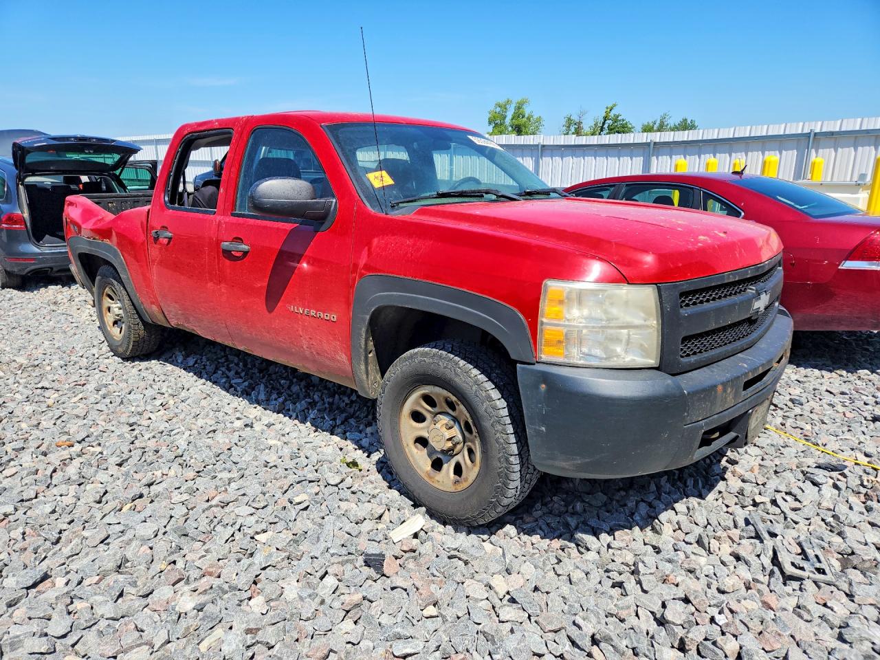 2011 Chevrolet Silverado K1500 Red vin: 3GCPKPE35BG220284