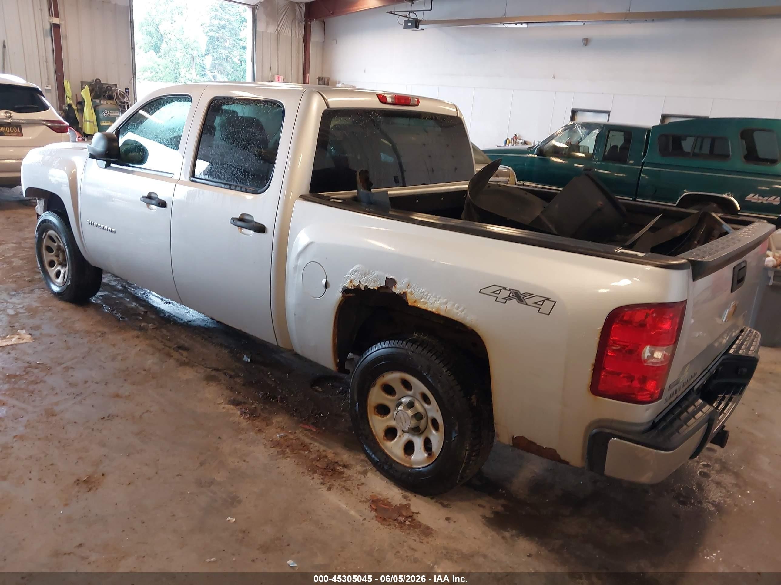 2012 Chevrolet Silverado 1500 Work Truck Silver vin: 3GCPKPE7XCG175539