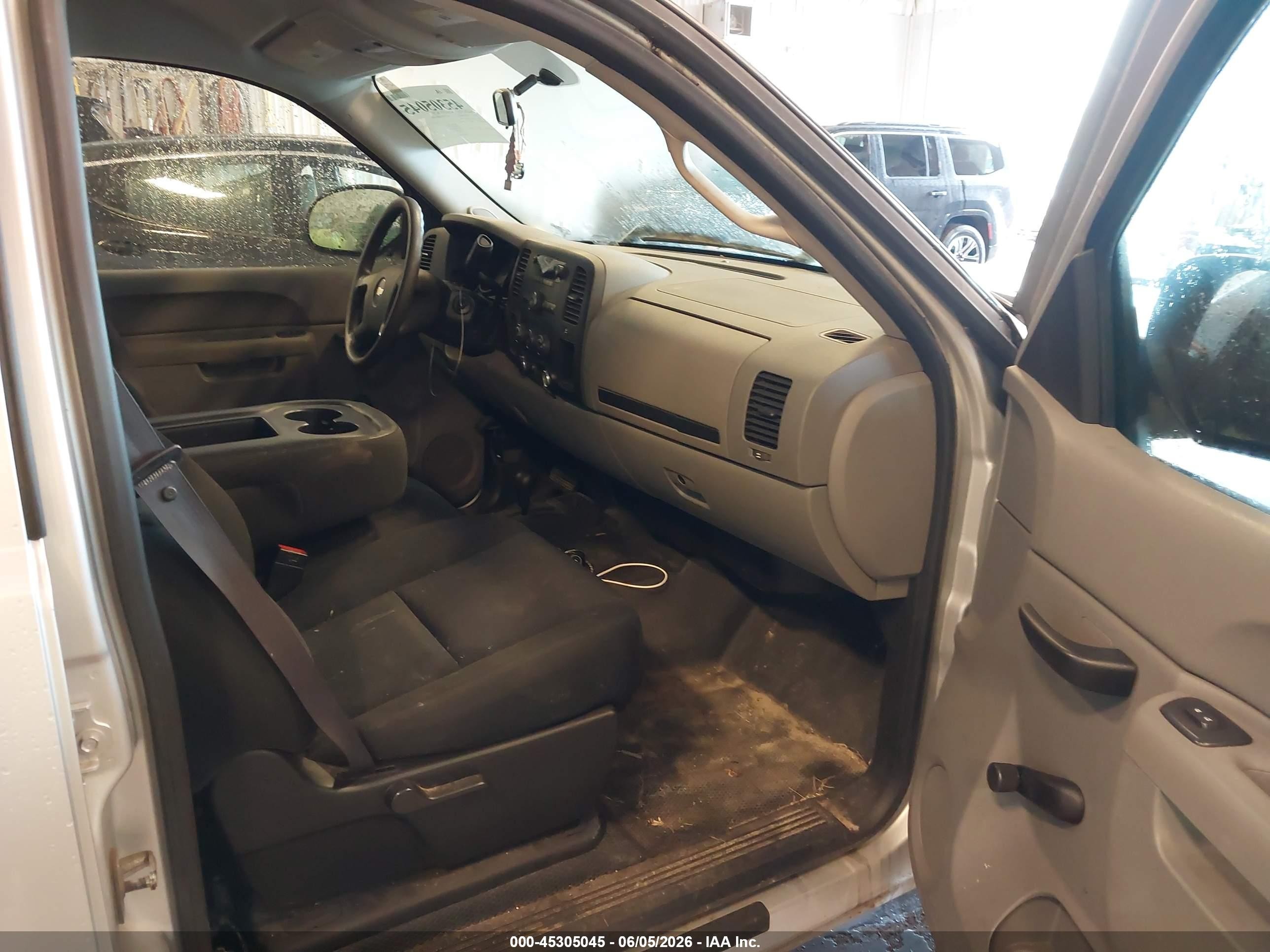 2012 Chevrolet Silverado 1500 Work Truck Silver vin: 3GCPKPE7XCG175539