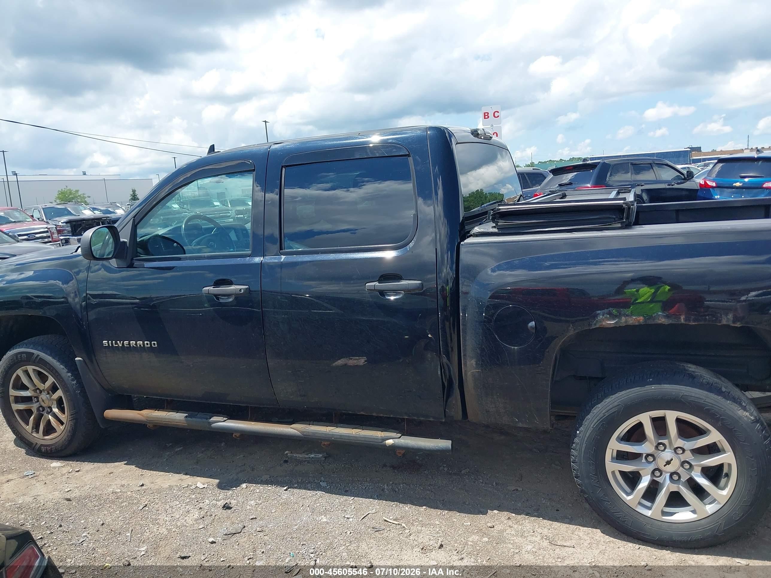 2011 Chevrolet Silverado 1500 Work Truck Black vin: 3GCPKPEA4BG100846