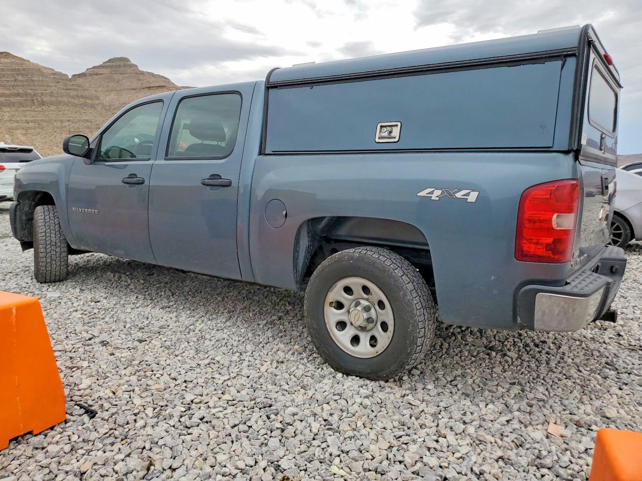 2011 Chevrolet Silverado K1500 Blue vin: 3GCPKPEA4BG336753