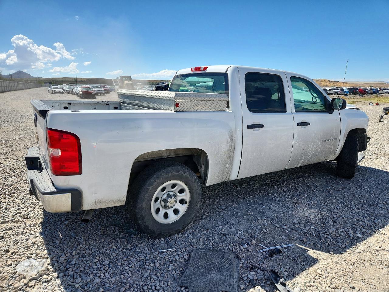 2012 Chevrolet Silverado K1500 White vin: 3GCPKPEA4CG136778