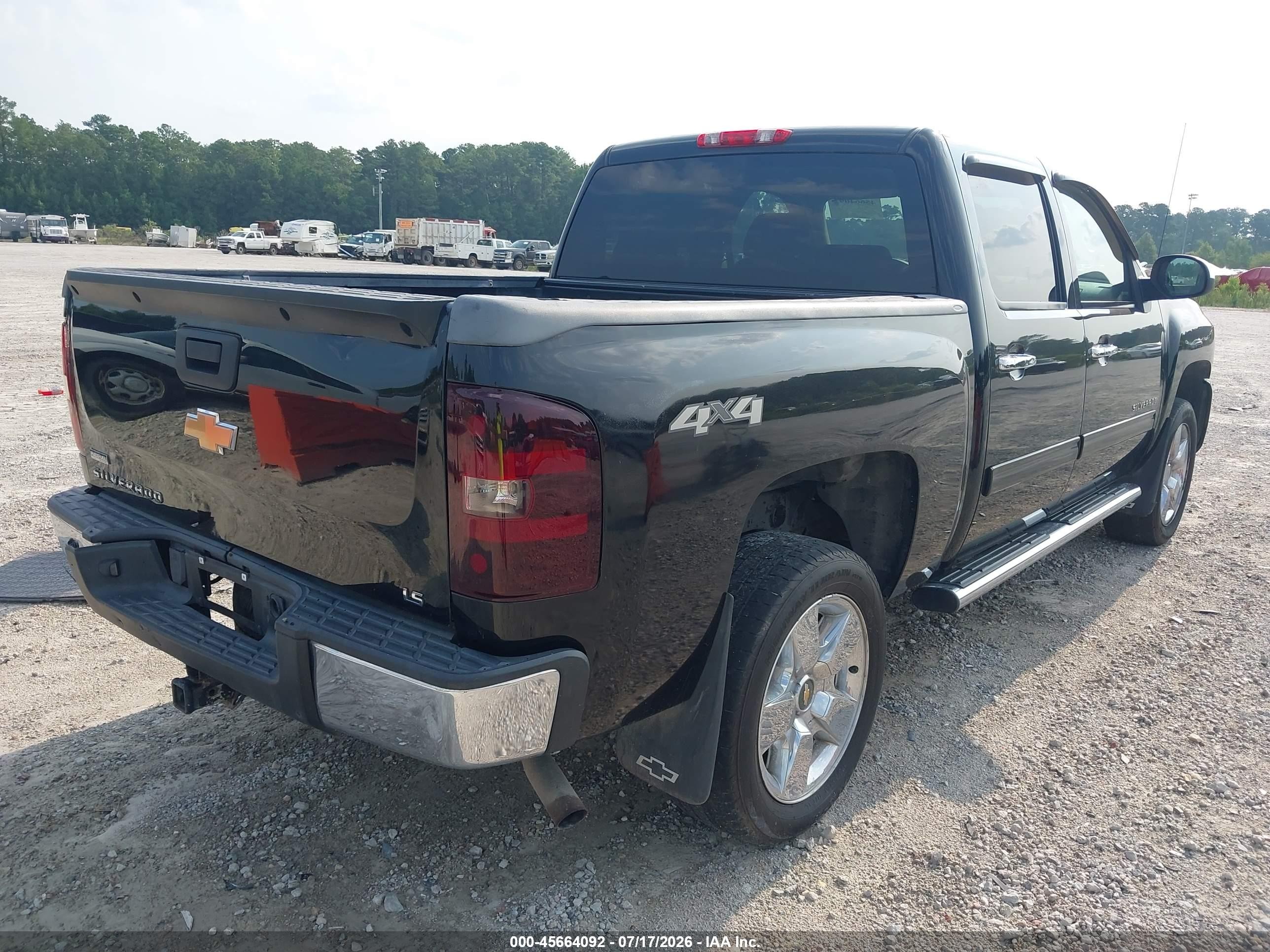 2011 Chevrolet Silverado 1500 Ls Black vin: 3GCPKREA2BG382061