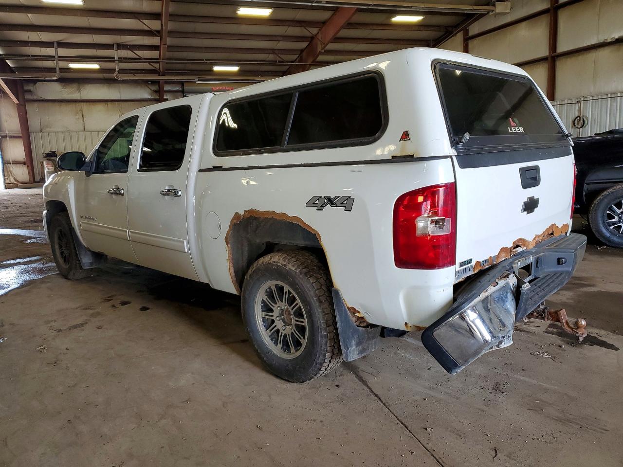 2011 Chevrolet Silverado K1500 Ls White vin: 3GCPKREA3BG366550