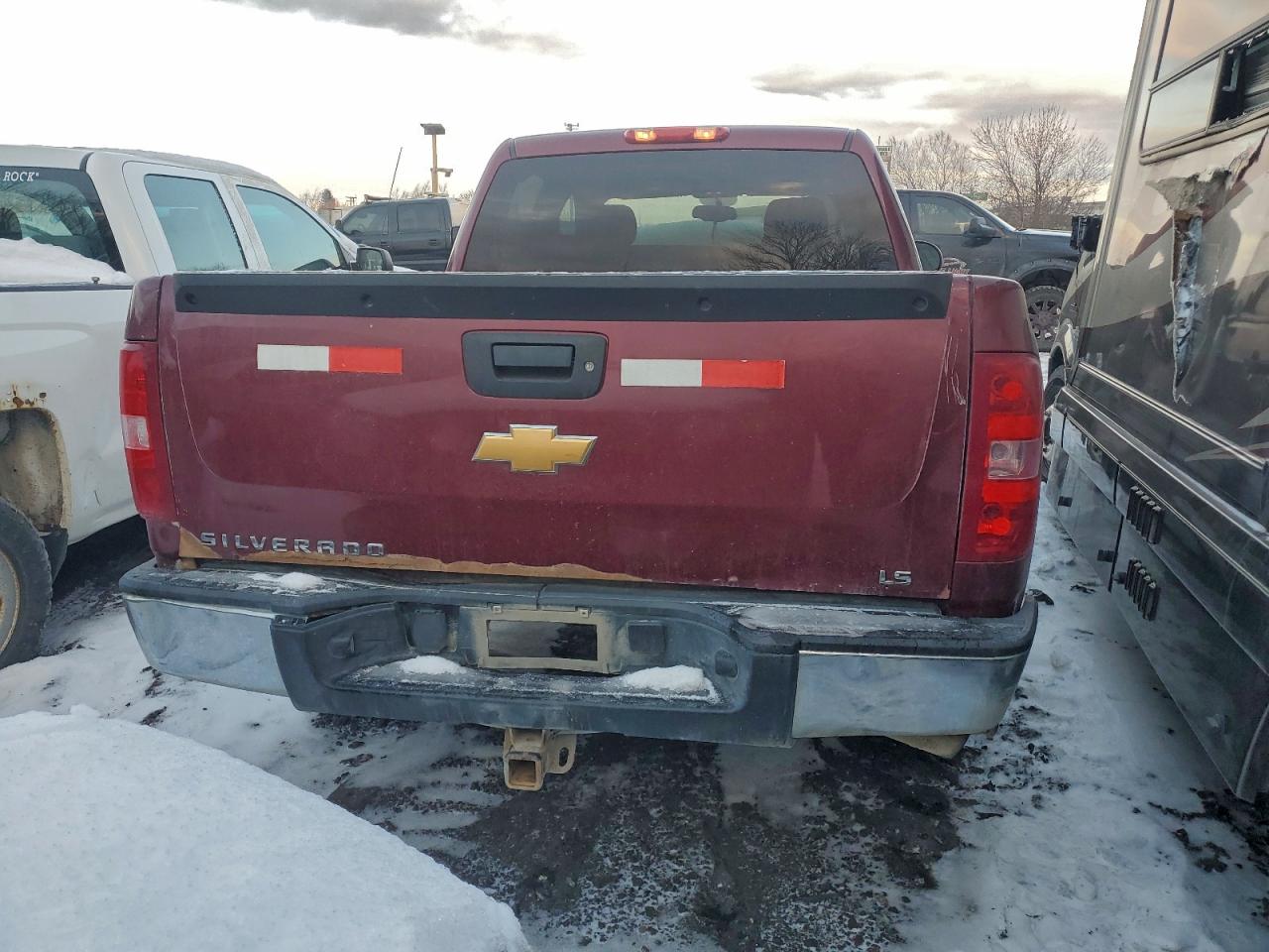 2013 Chevrolet Silverado K1500 Ls Burgundy vin: 3GCPKREA3DG126062