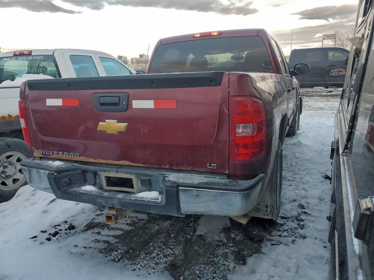 2013 Chevrolet Silverado K1500 Ls Burgundy vin: 3GCPKREA3DG126062