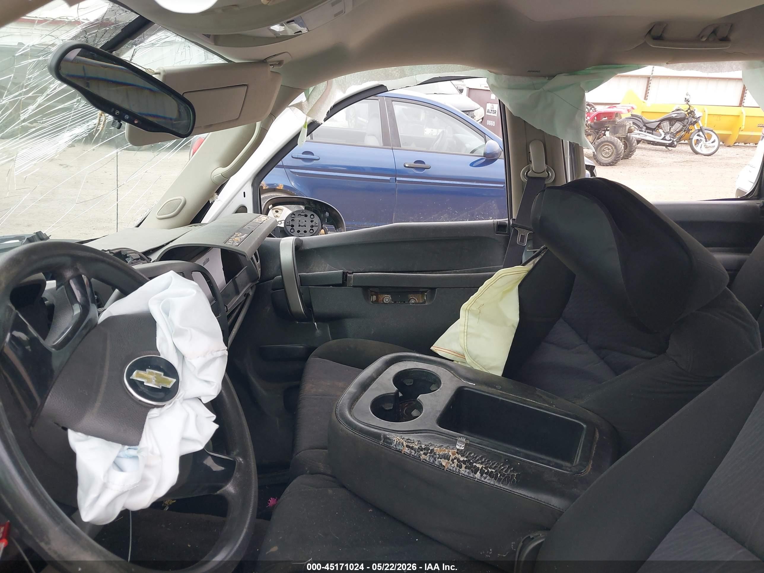 2011 Chevrolet Silverado 1500 Ls White vin: 3GCPKREA4BG208086
