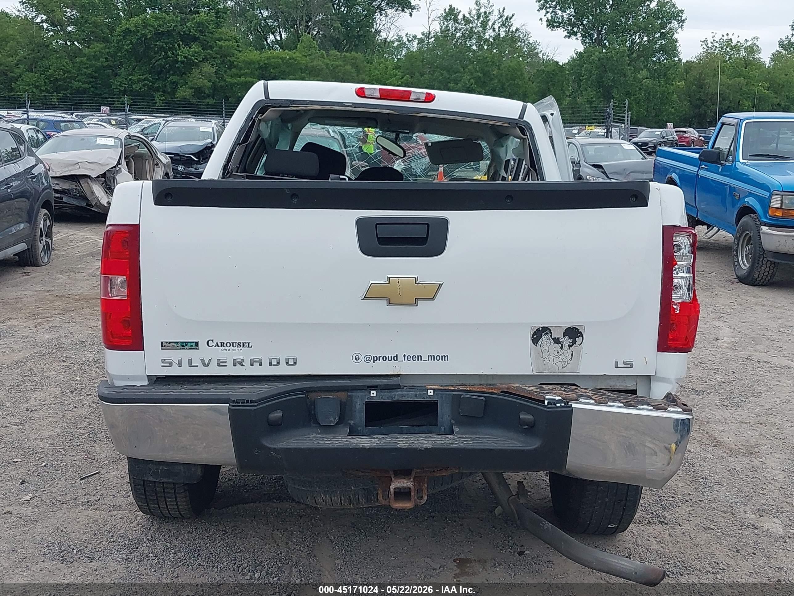 2011 Chevrolet Silverado 1500 Ls White vin: 3GCPKREA4BG208086