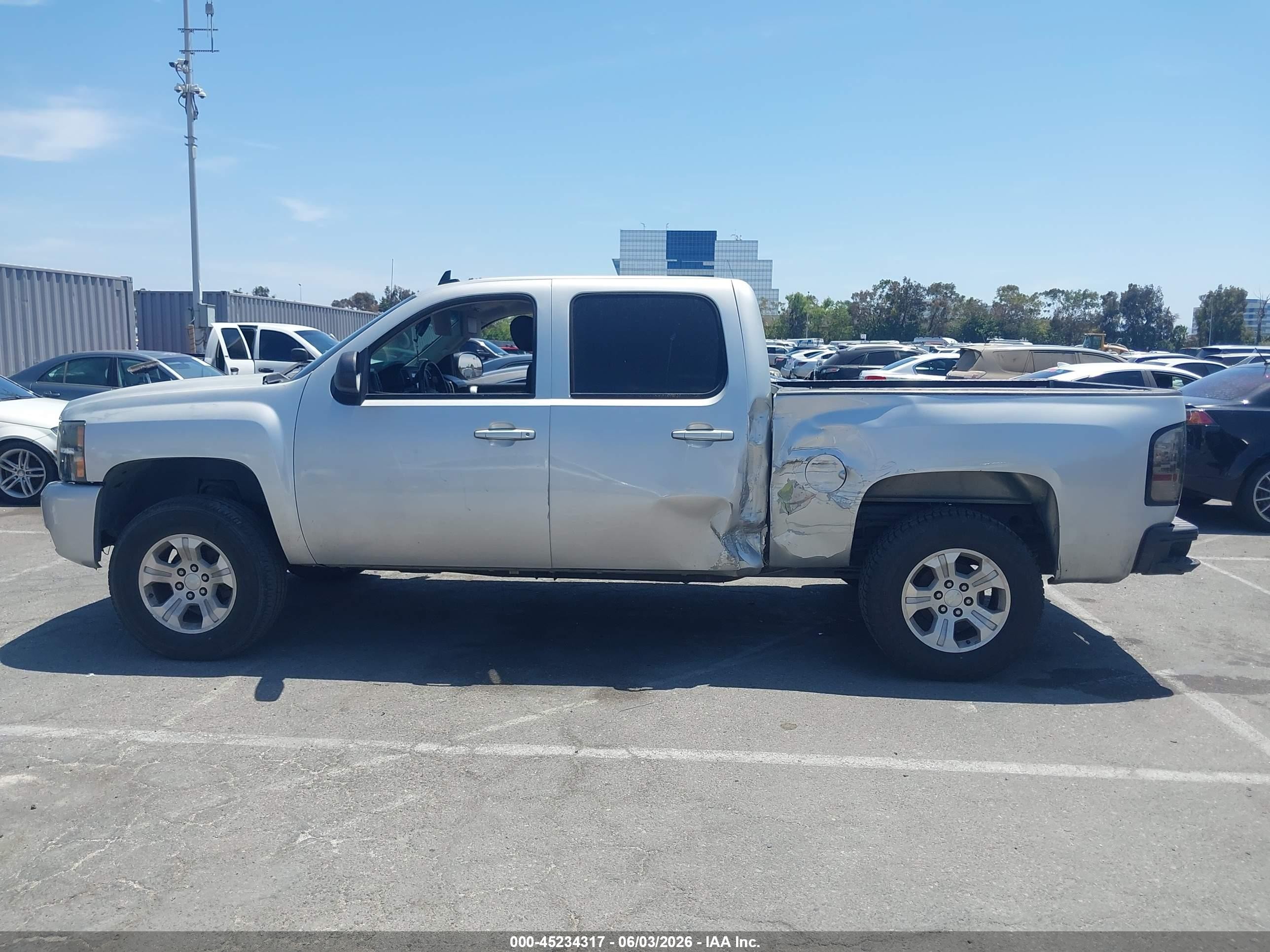 2011 Chevrolet Silverado 1500 Ls Silver vin: 3GCPKREA4BG231187
