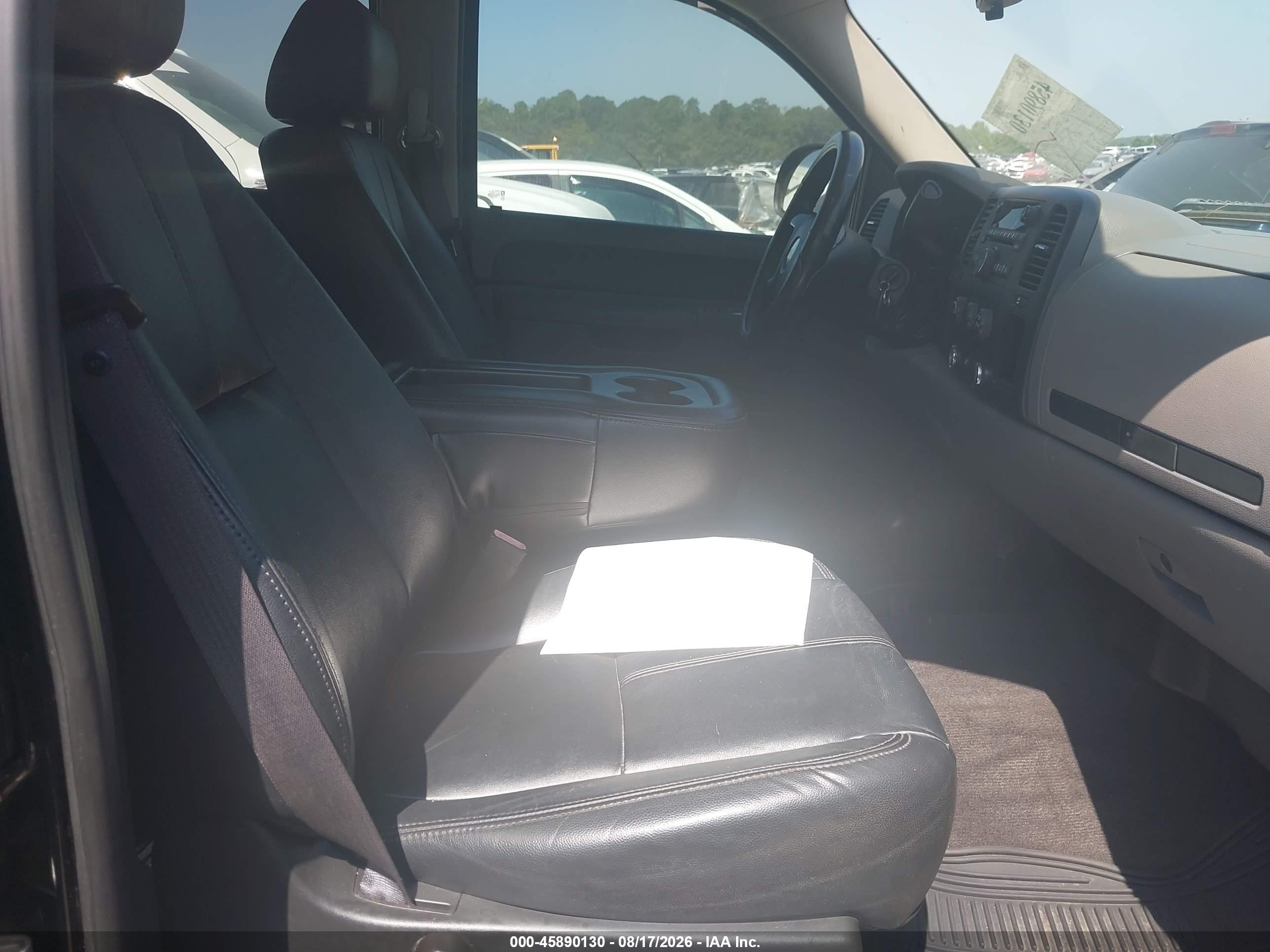 2011 Chevrolet Silverado 1500 Ls Черный vin: 3GCPKREA6BG239873
