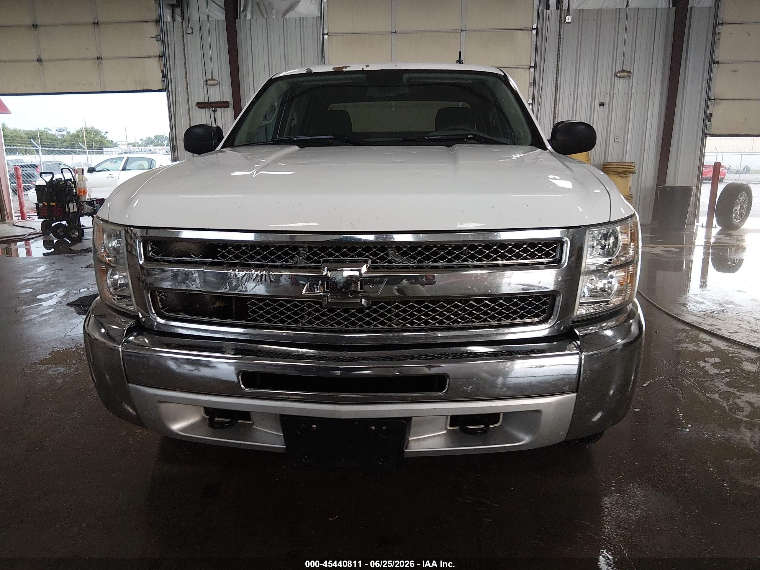 2013 Chevrolet Silverado 1500 Ls White vin: 3GCPKREAXDG175016