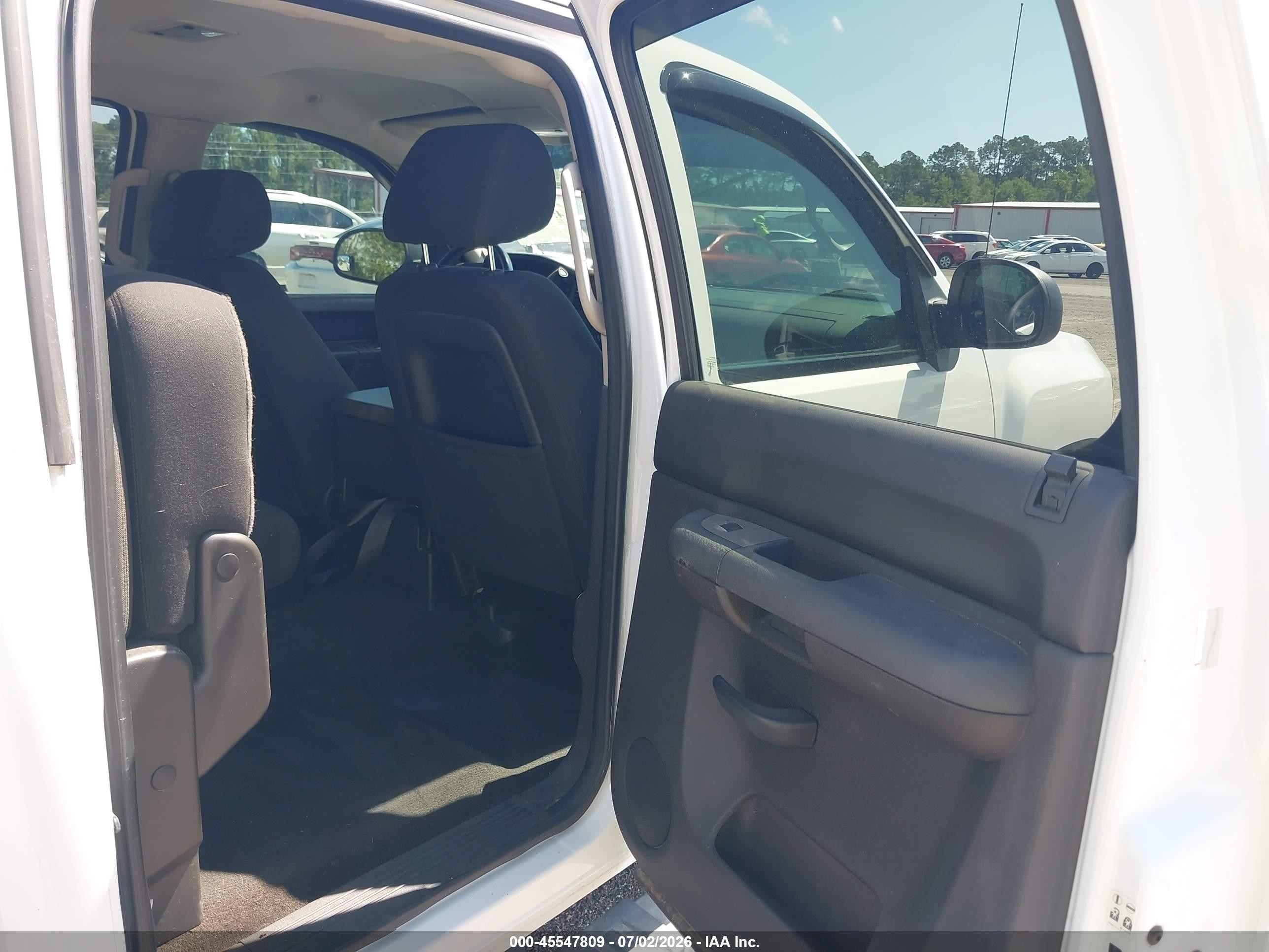 2011 Chevrolet Silverado 1500 Lt White vin: 3GCPKSE30BG145934